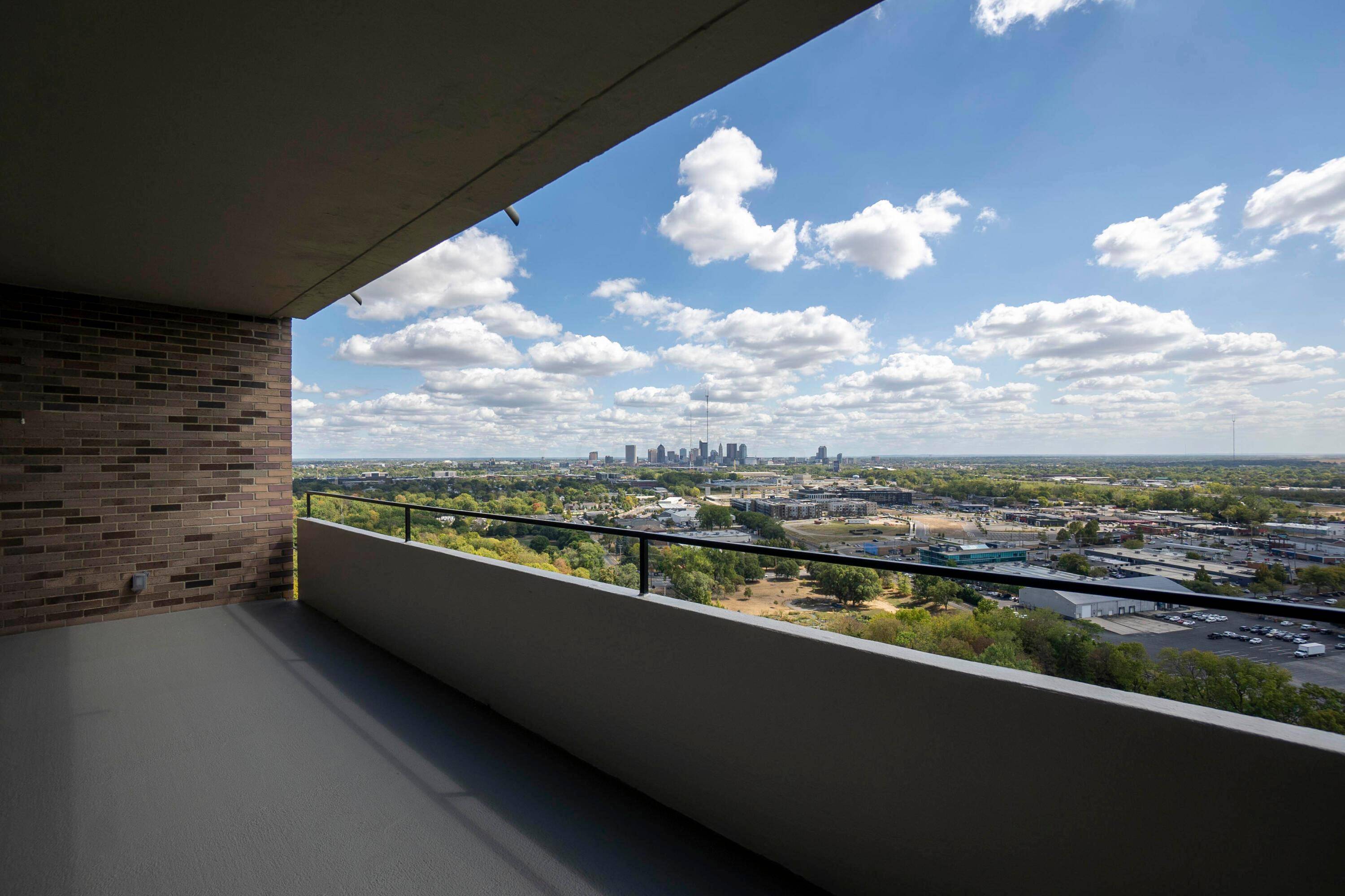 Grandview, OH 43212,1000 Urlin Avenue #2017