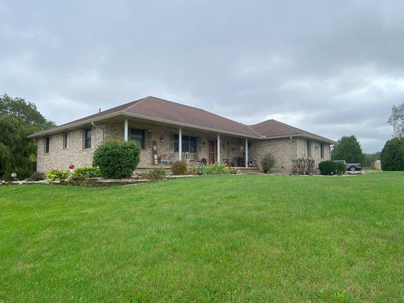 Bellefontaine, OH 43311,493 Township Road 31