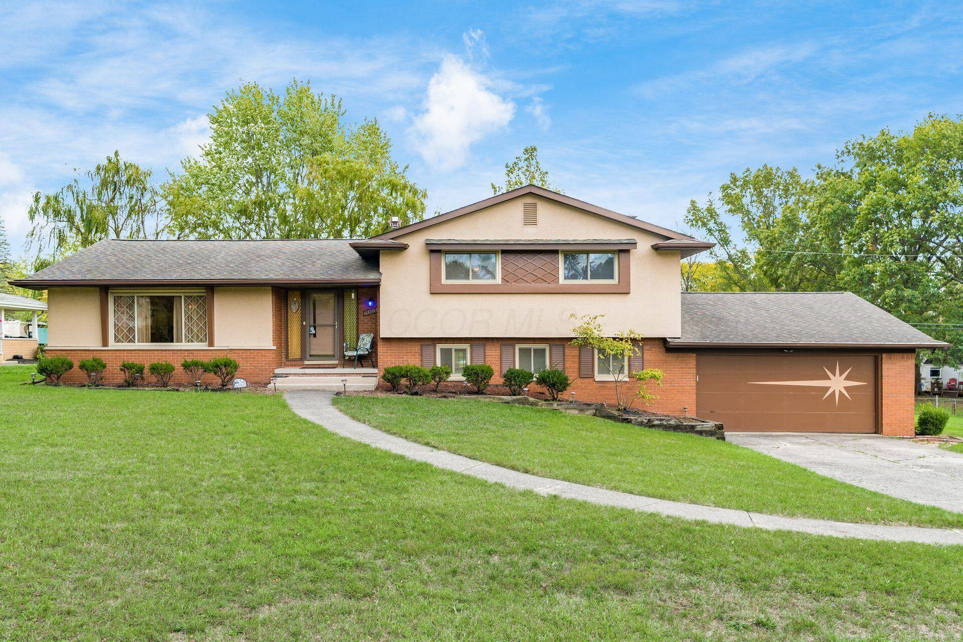 Columbus, OH 43213,6081 Cherry Hill Drive