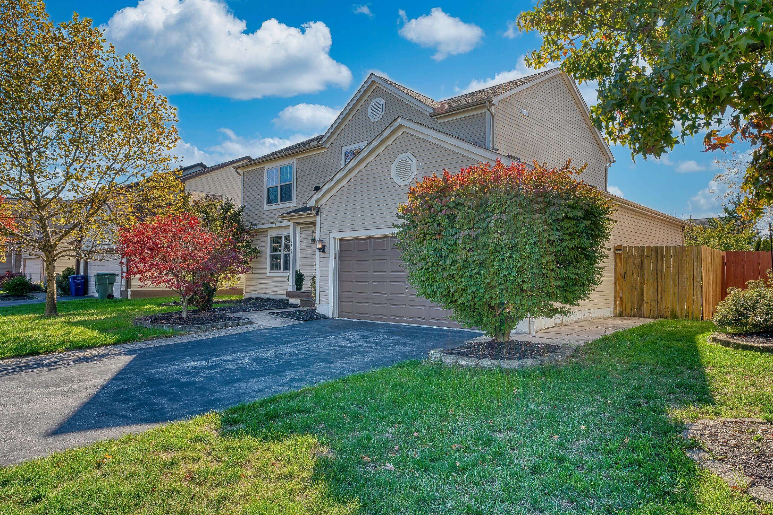 Grove City, OH 43123,4393 Knoll Crest Drive