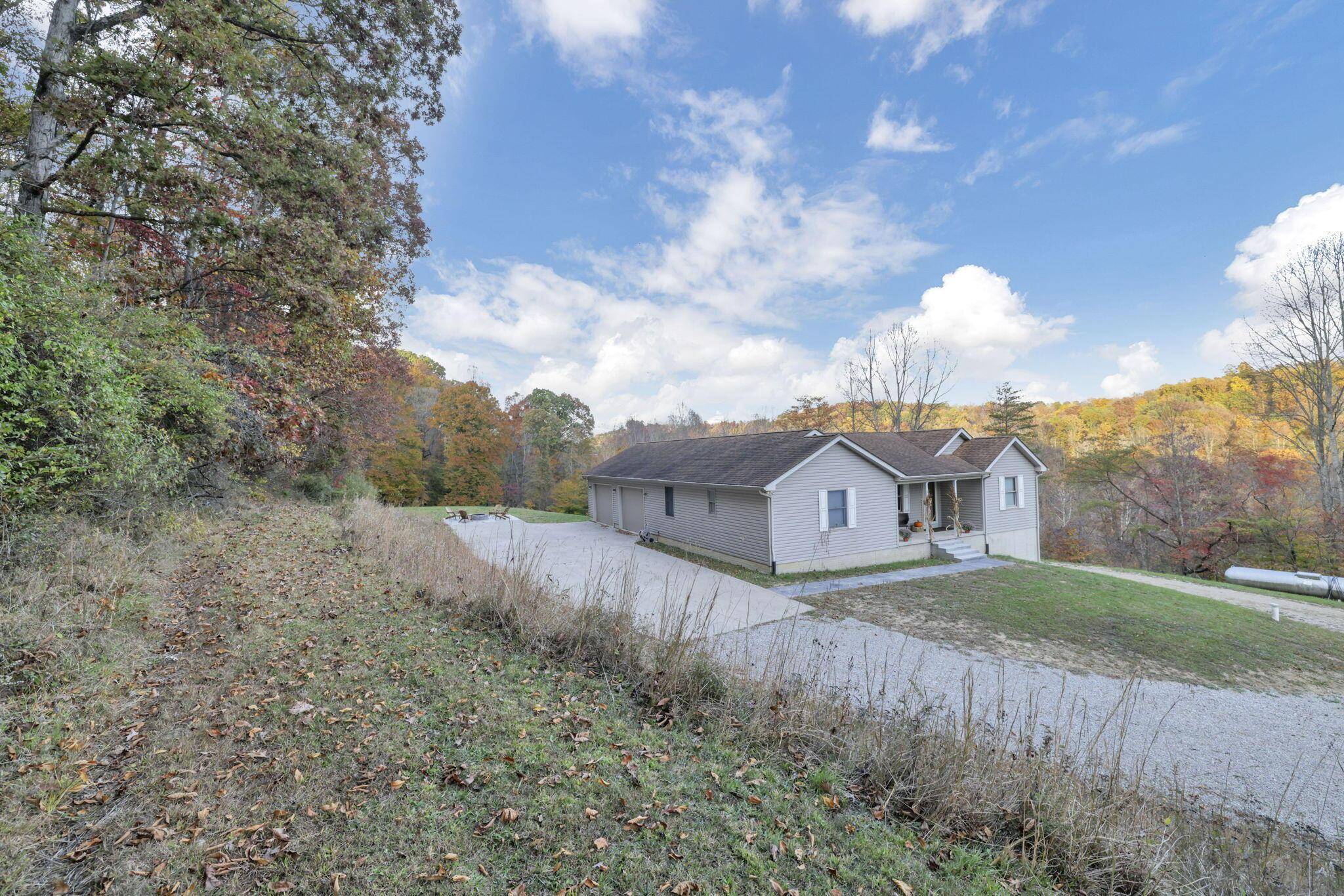 Rockbridge, OH 43149,12371 E Buck Run Road