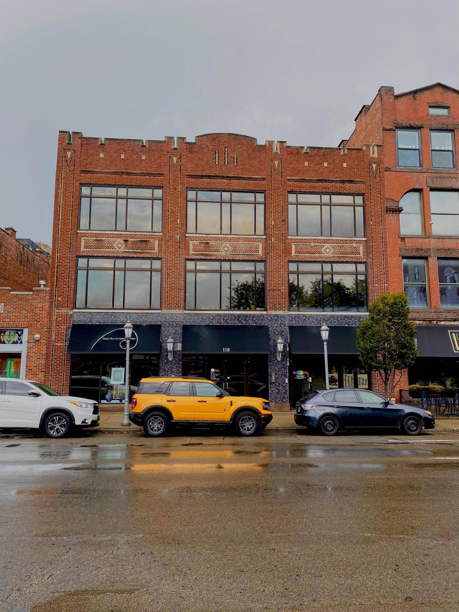 Columbus, OH 43215,118 E Main Street