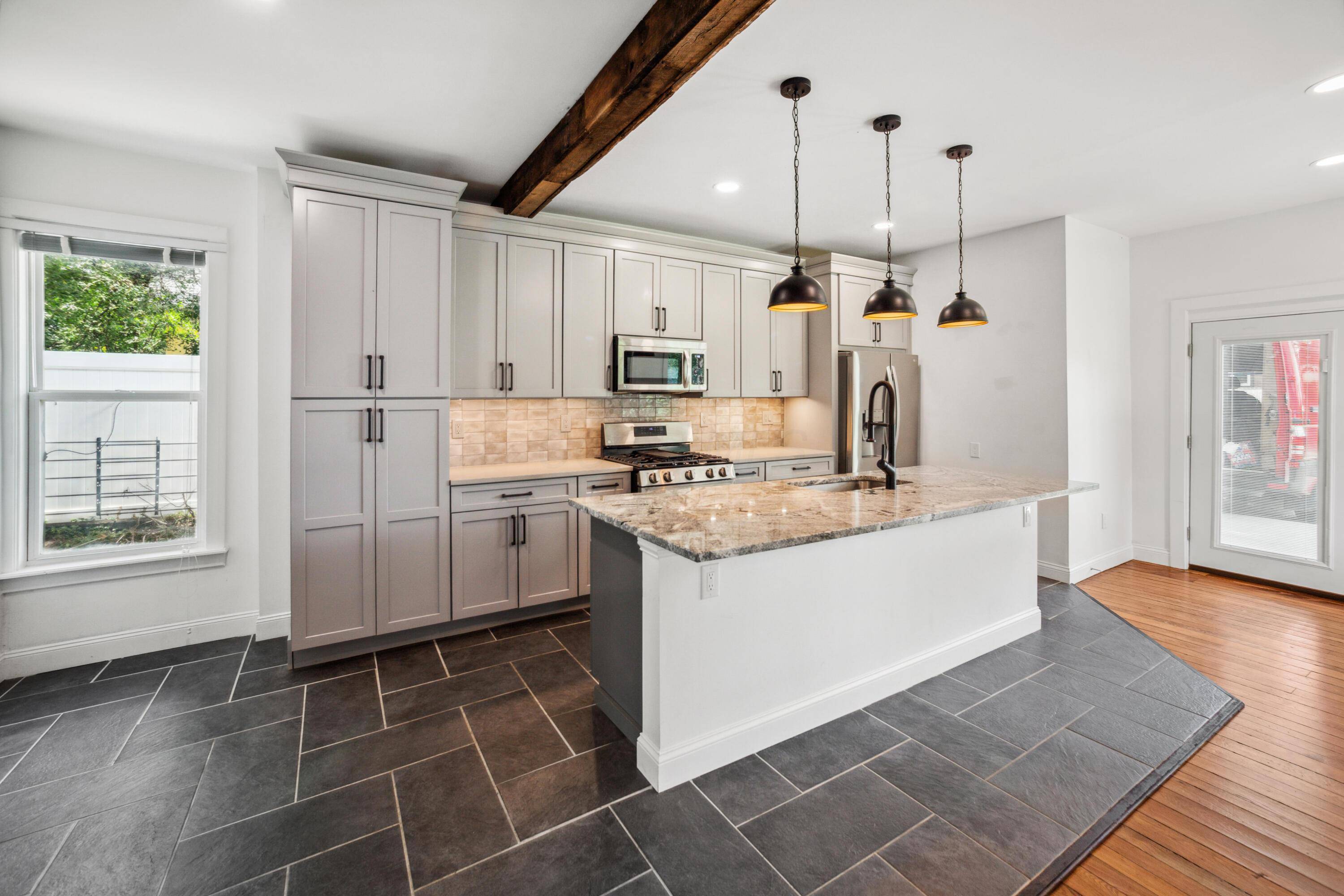 Columbus, OH 43202,35 E Arcadia Avenue