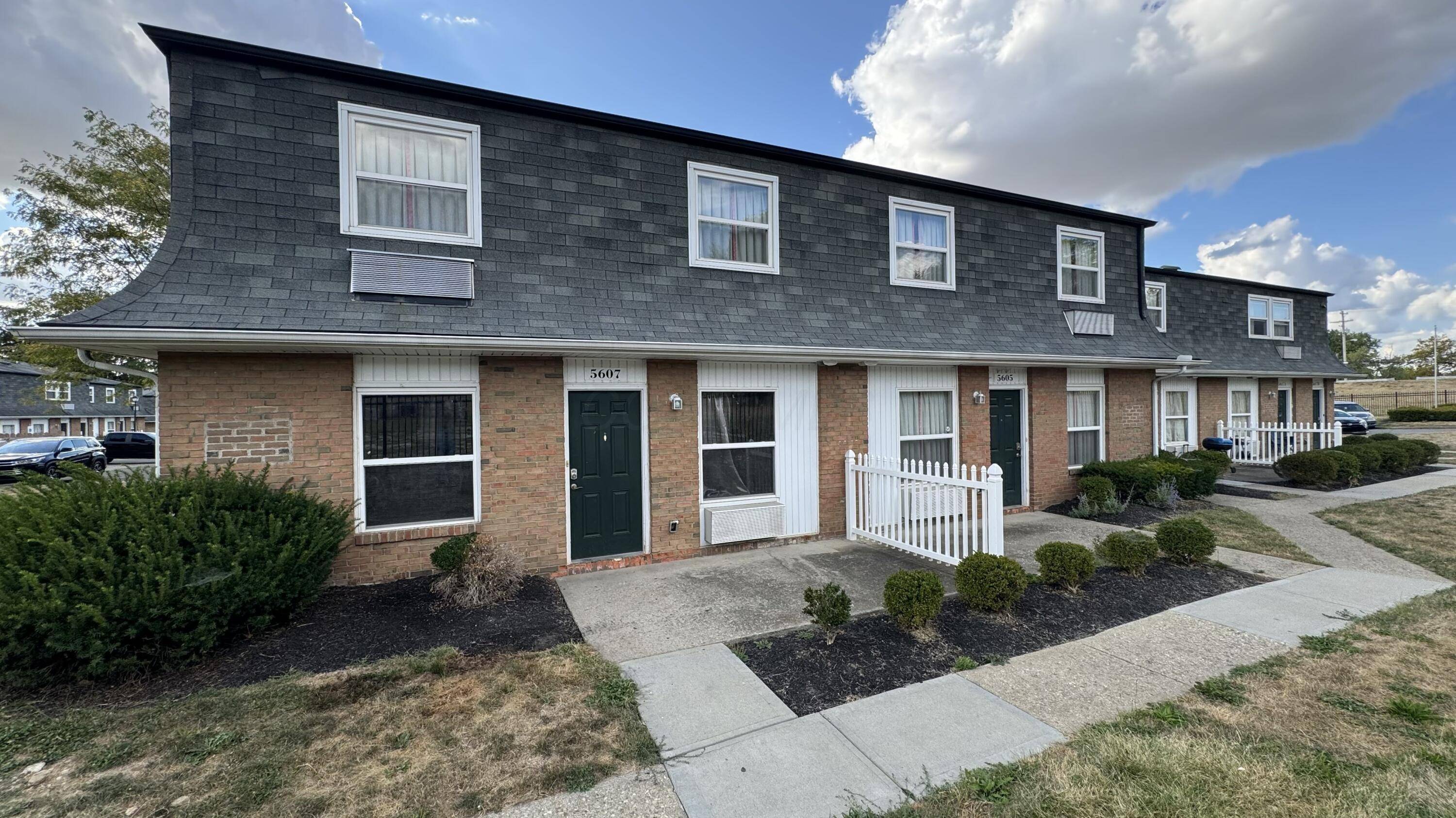 Columbus, OH 43232,5596 Autumn Chase Drive