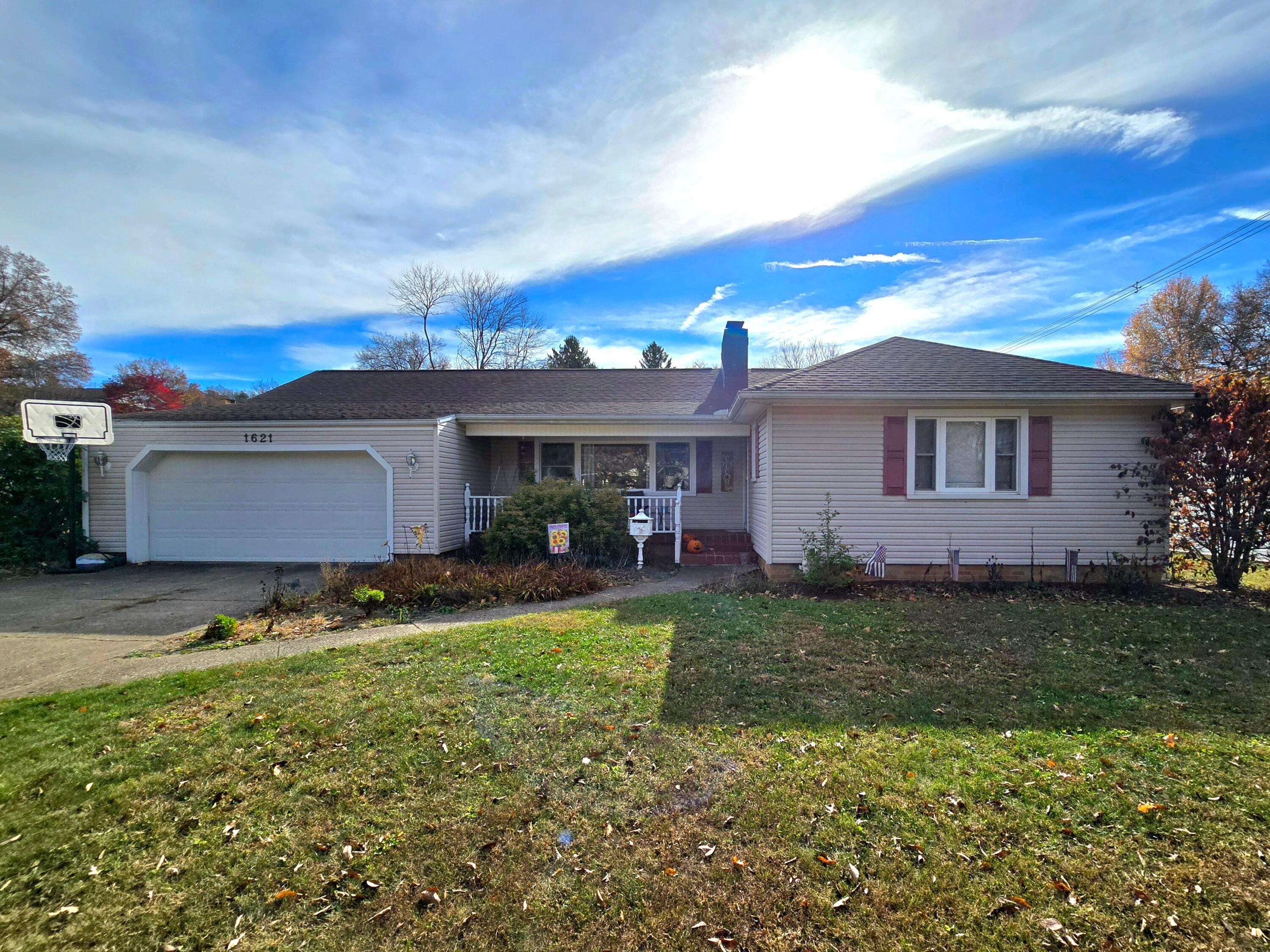 Coshocton, OH 43812,1621 Sleepy Hollow Drive