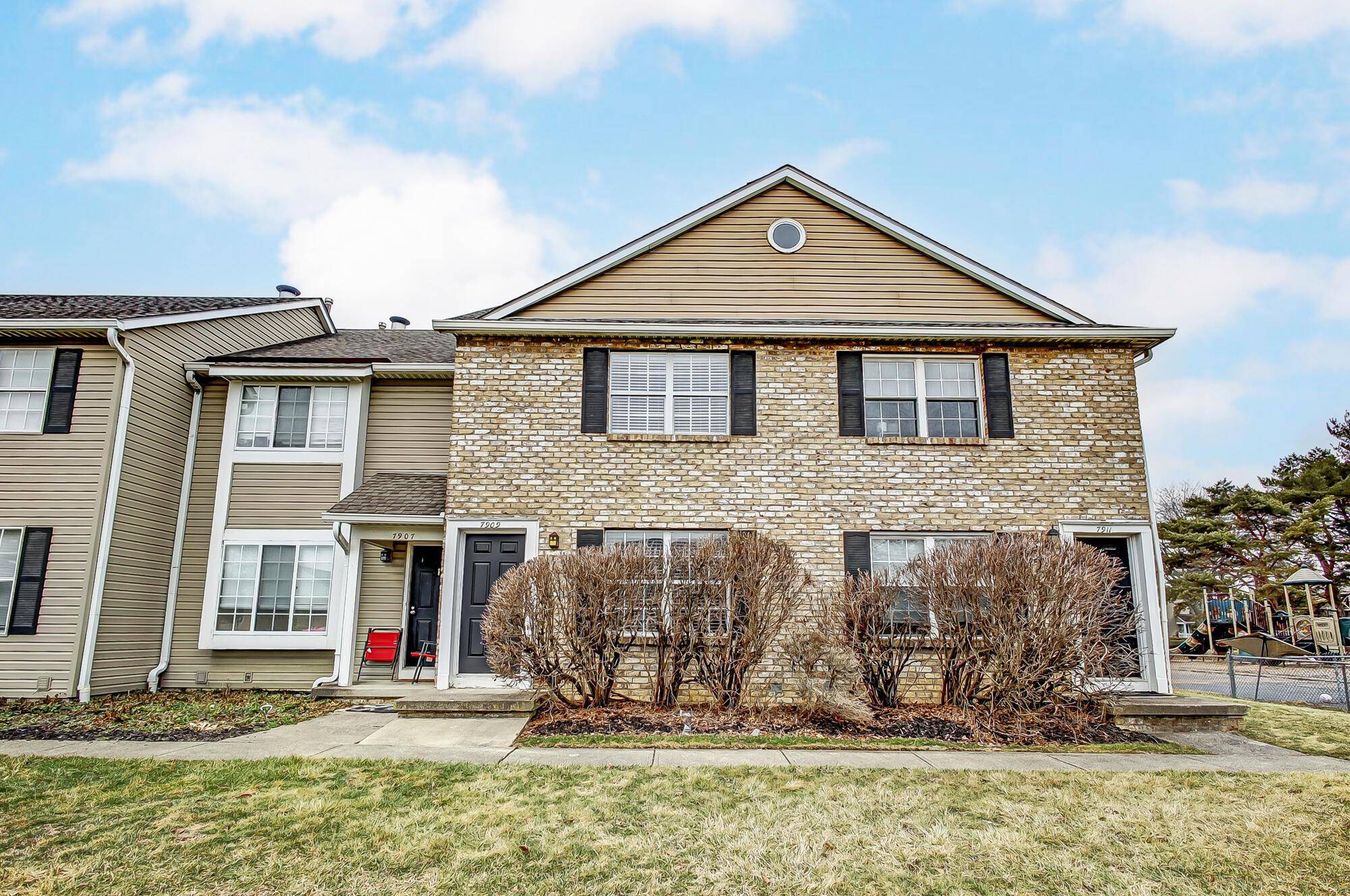 Columbus, OH 43235,7909 Thornfield Lane #41