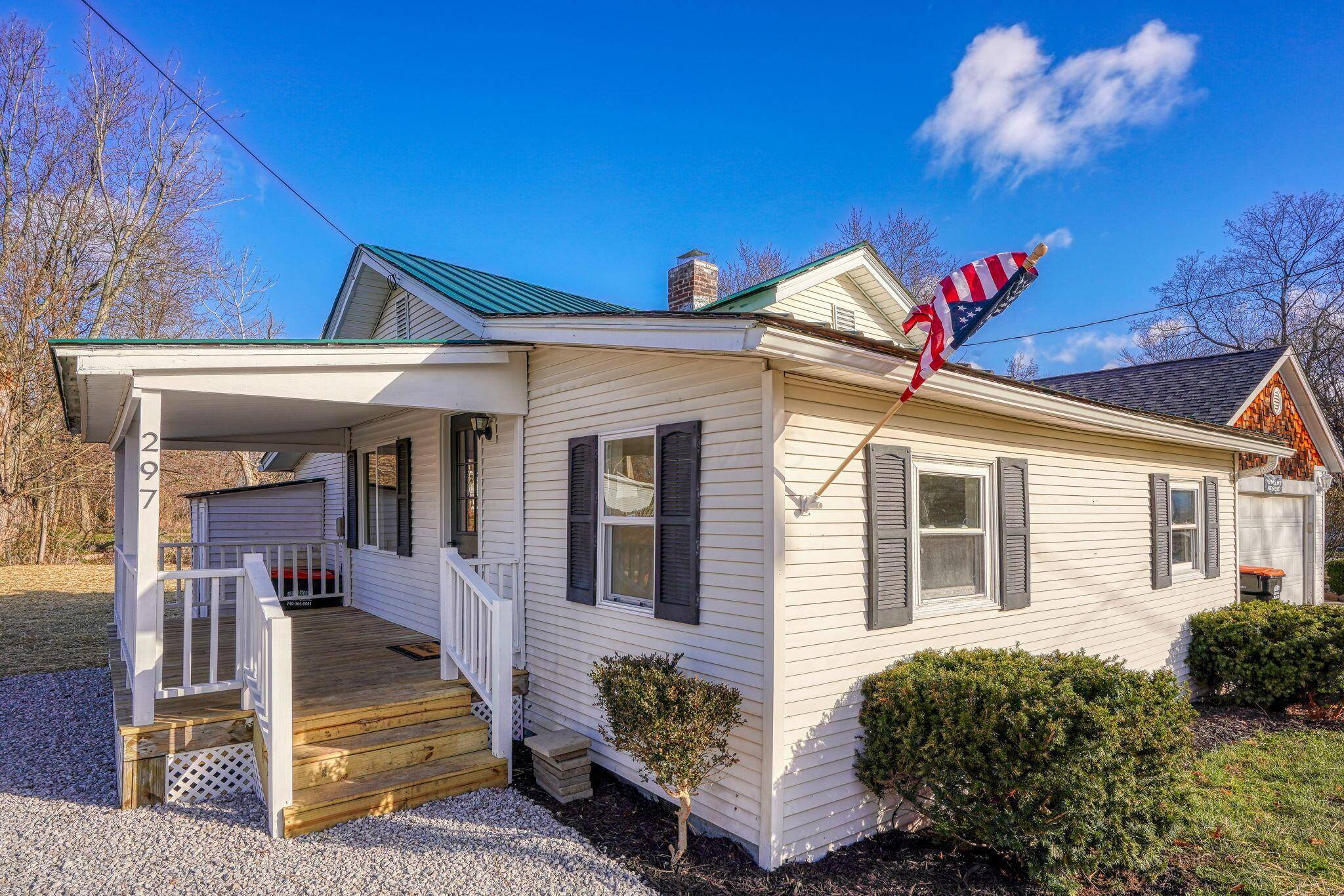 Buckeye Lake, OH 43008,297 Highland Avenue