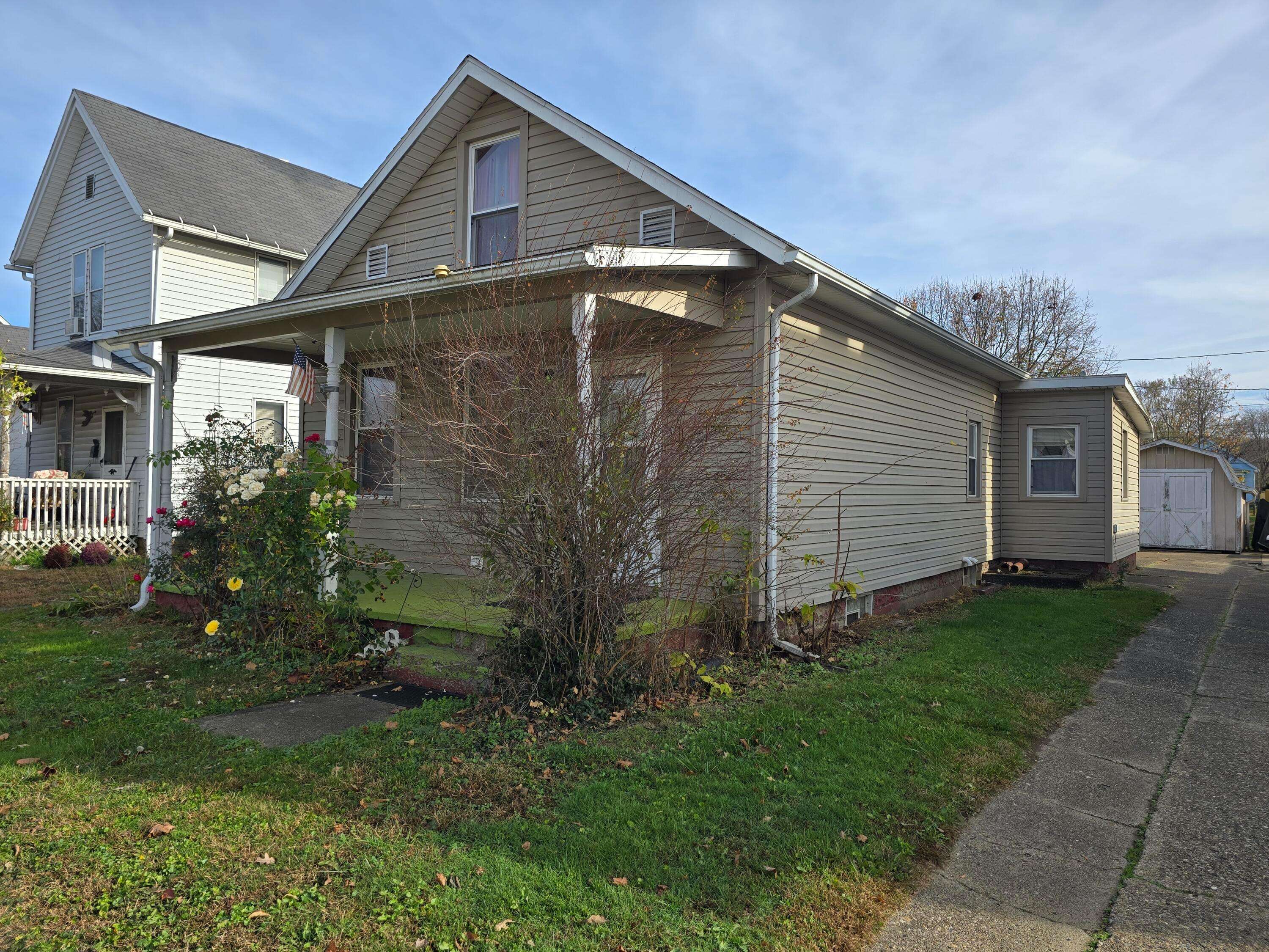 Coshocton, OH 43812,442 N 8th Street