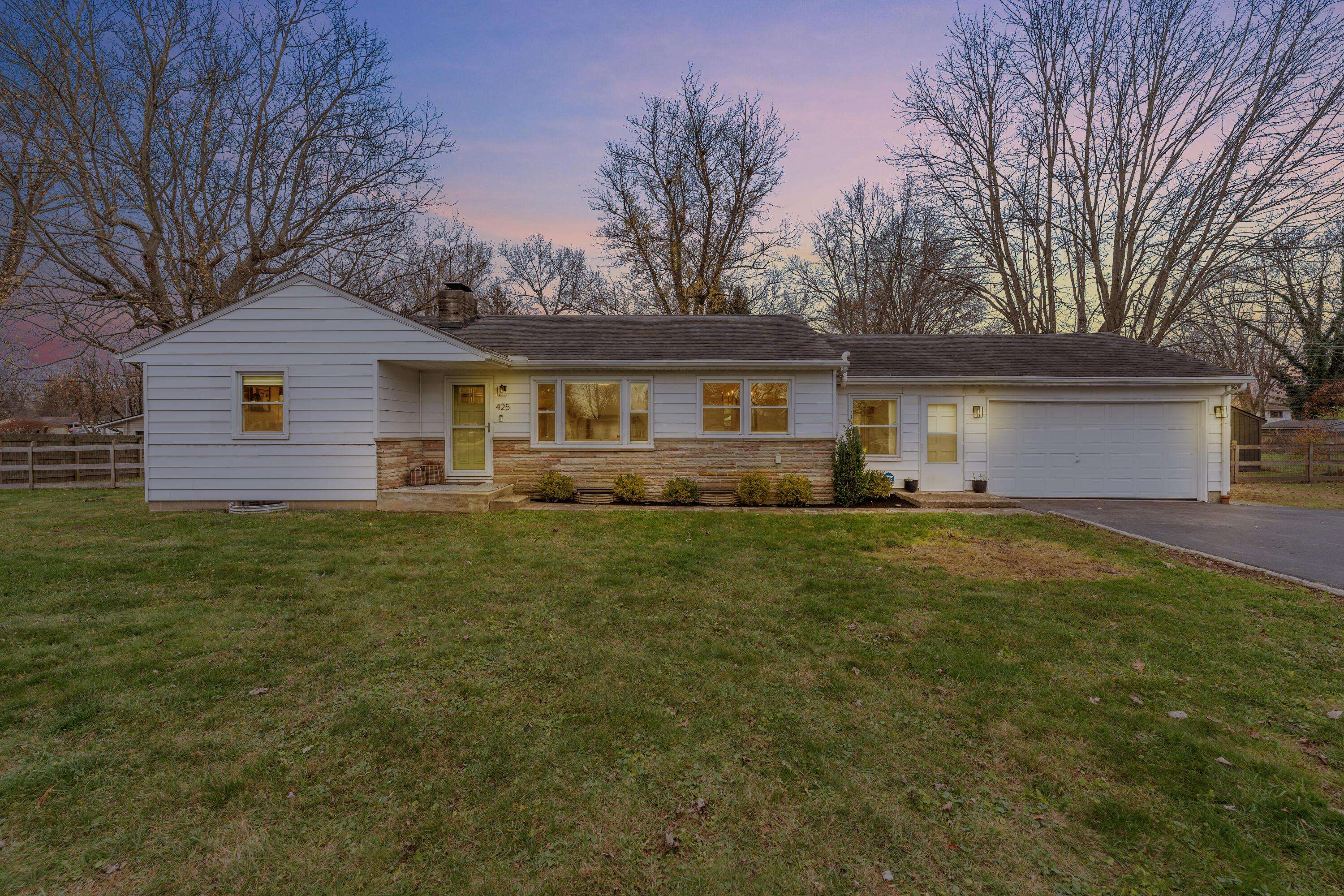 Pickerington, OH 43147,425 W Columbus Street