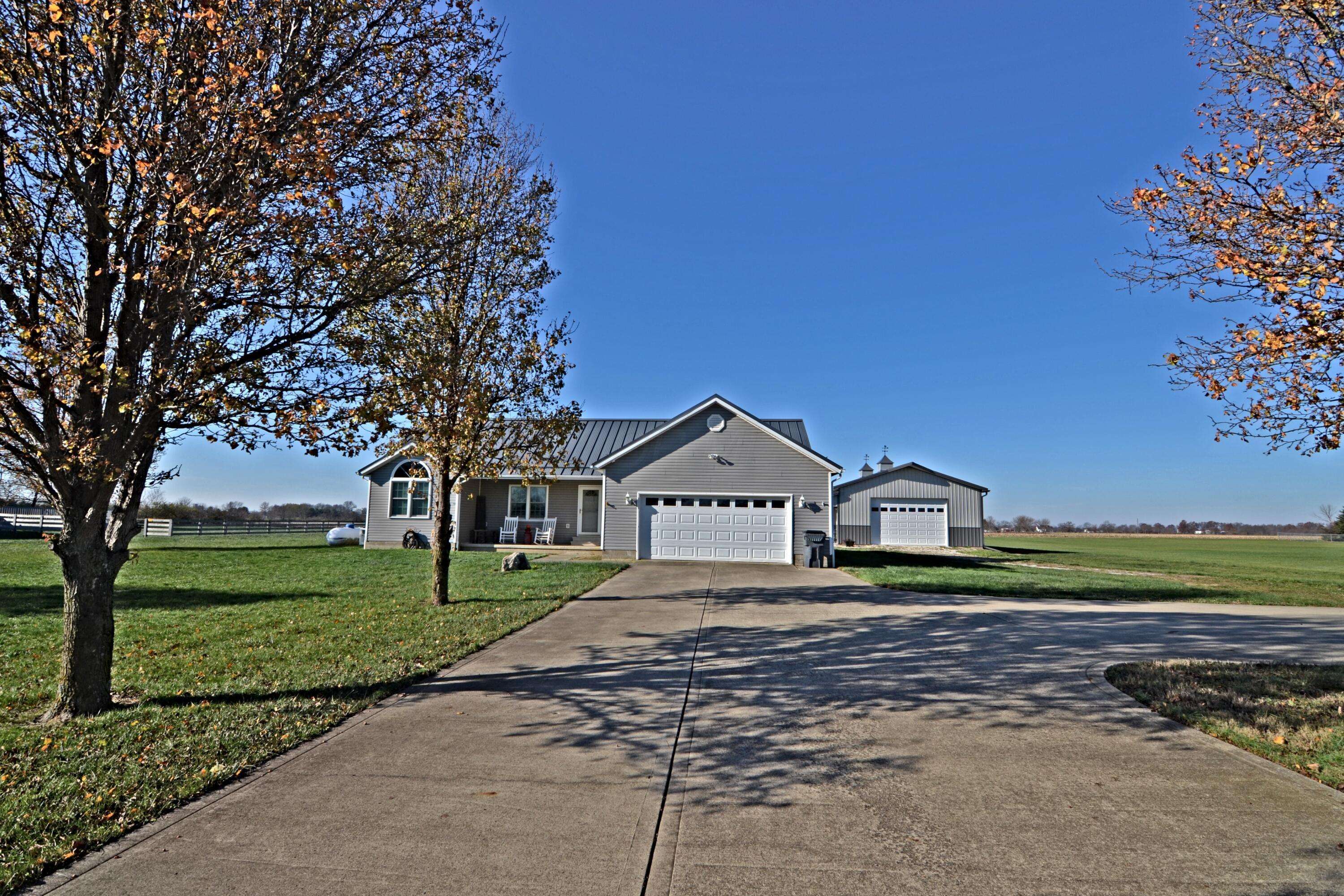 Ashville, OH 43103,13819 Hoover Road