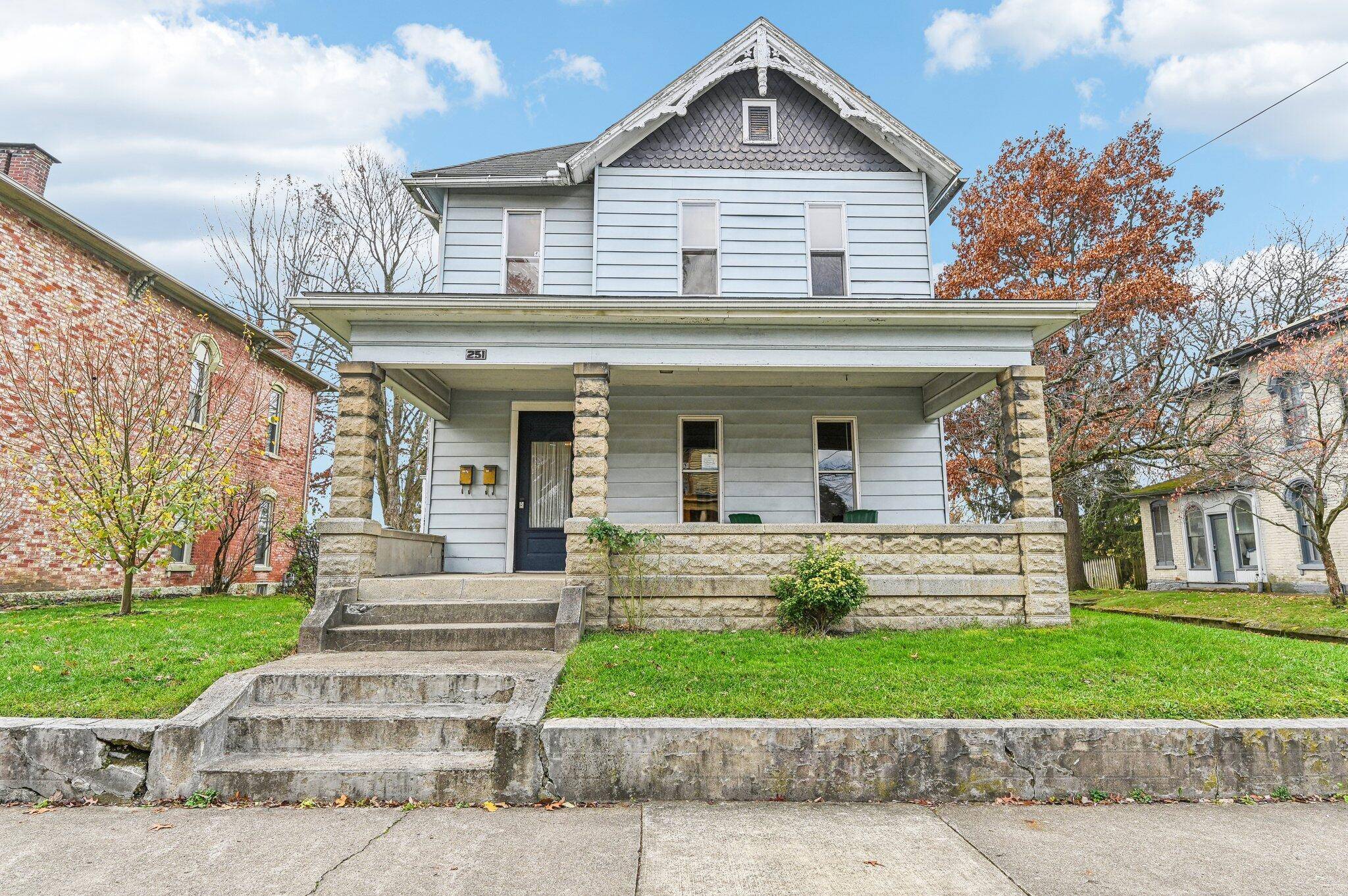 Newark, OH 43055,251 W Locust Street