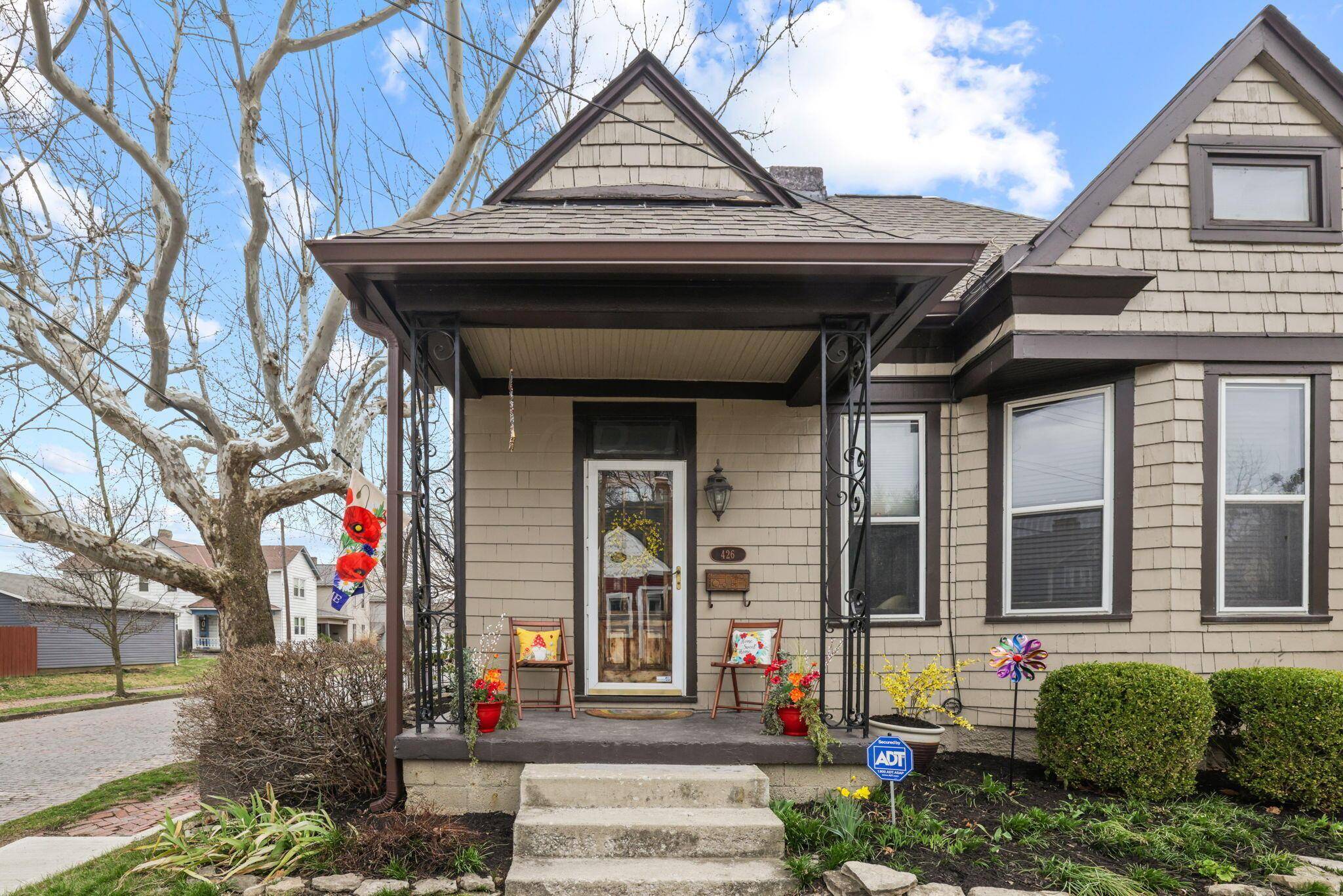 Columbus, OH 43206,426 E Kossuth Street