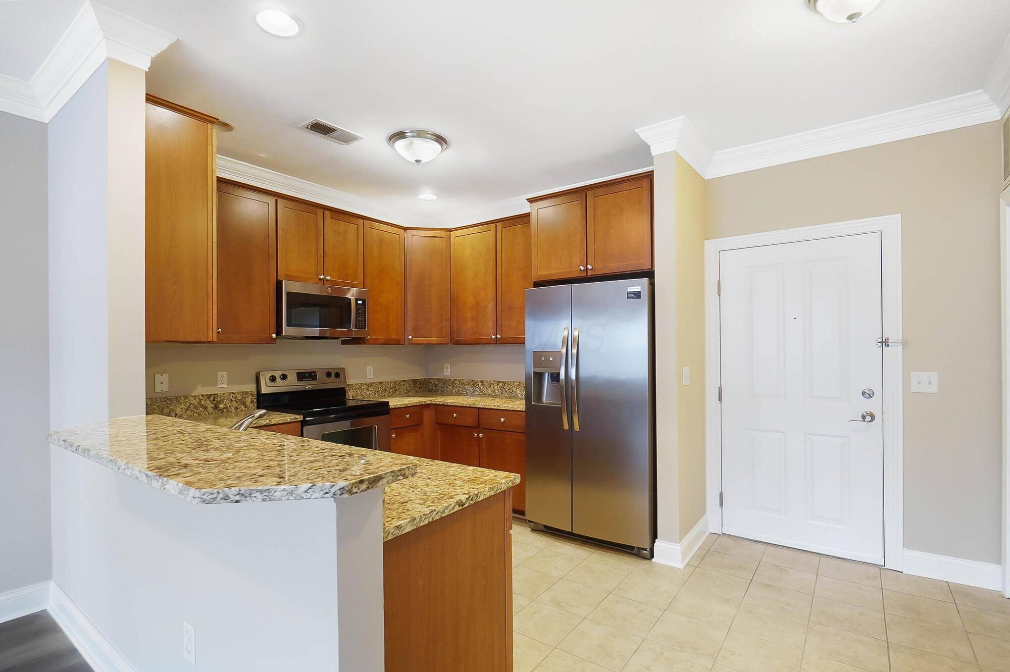 Columbus, OH 43215,960 Perry Street #215