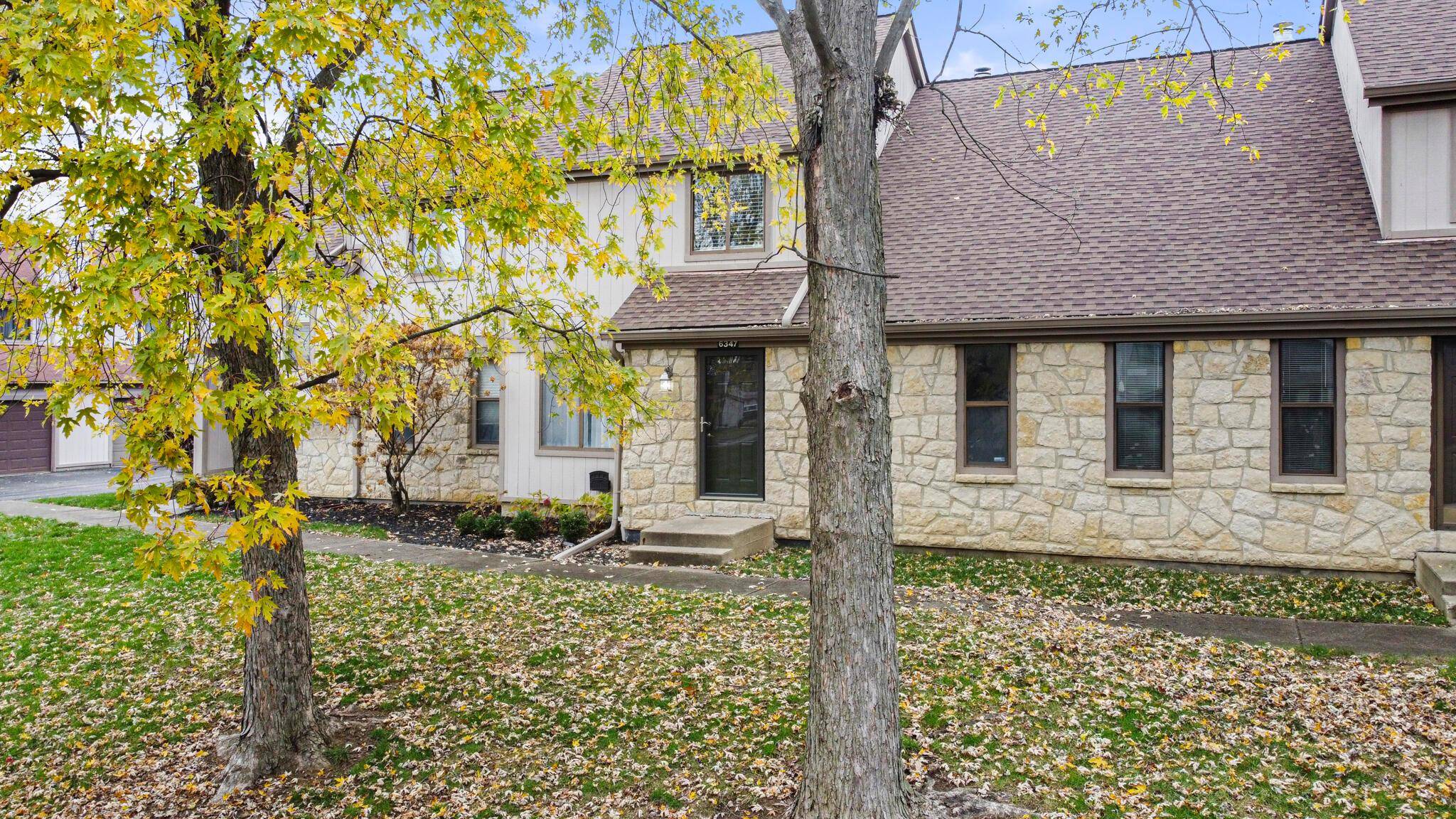 Columbus, OH 43213,6347 Friars Green Lane #B