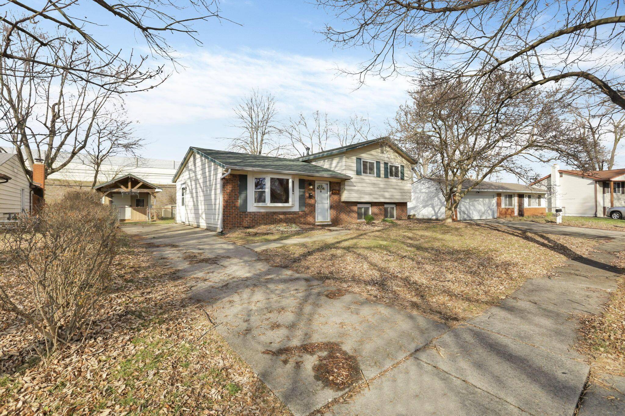 Columbus, OH 43232,5062 Botsford Drive