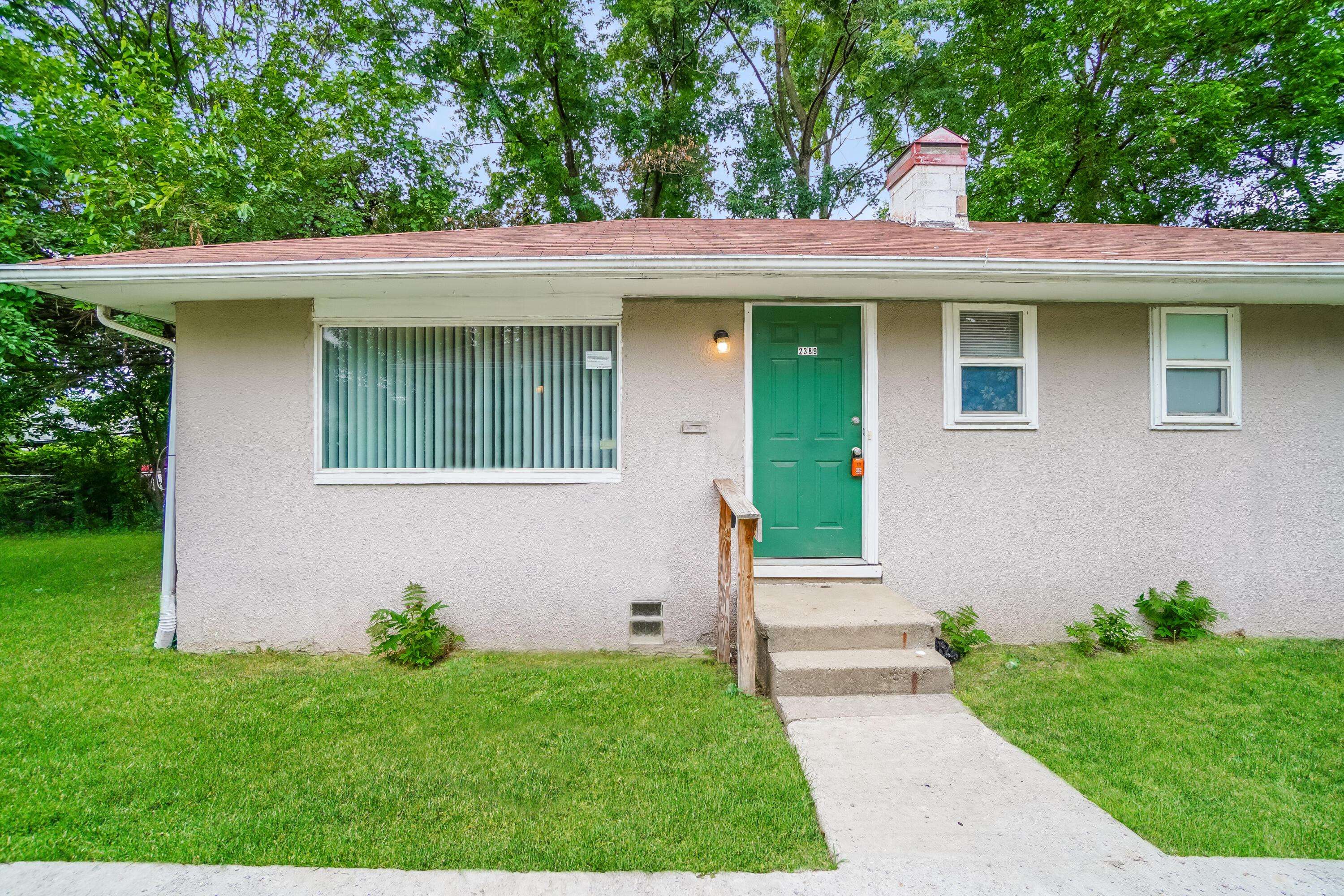 Columbus, OH 43211,2389 Hiawatha Park Drive