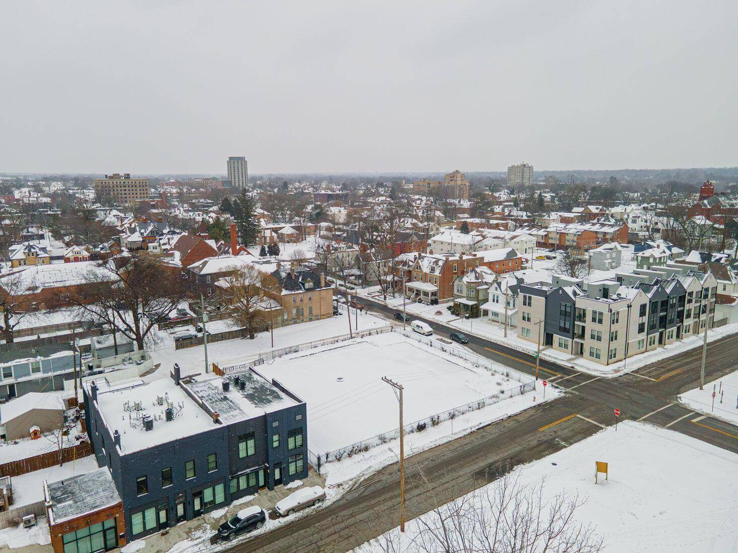 Columbus, OH 43205,1258 E Oak Street