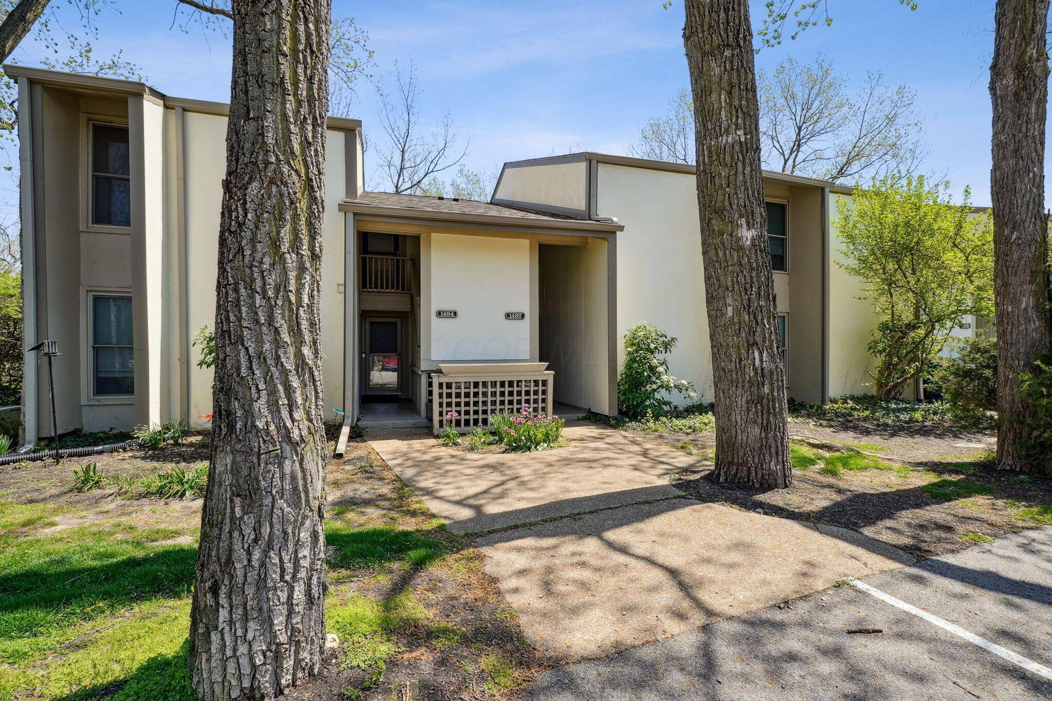 Columbus, OH 43204,1482 Cliff Court #A