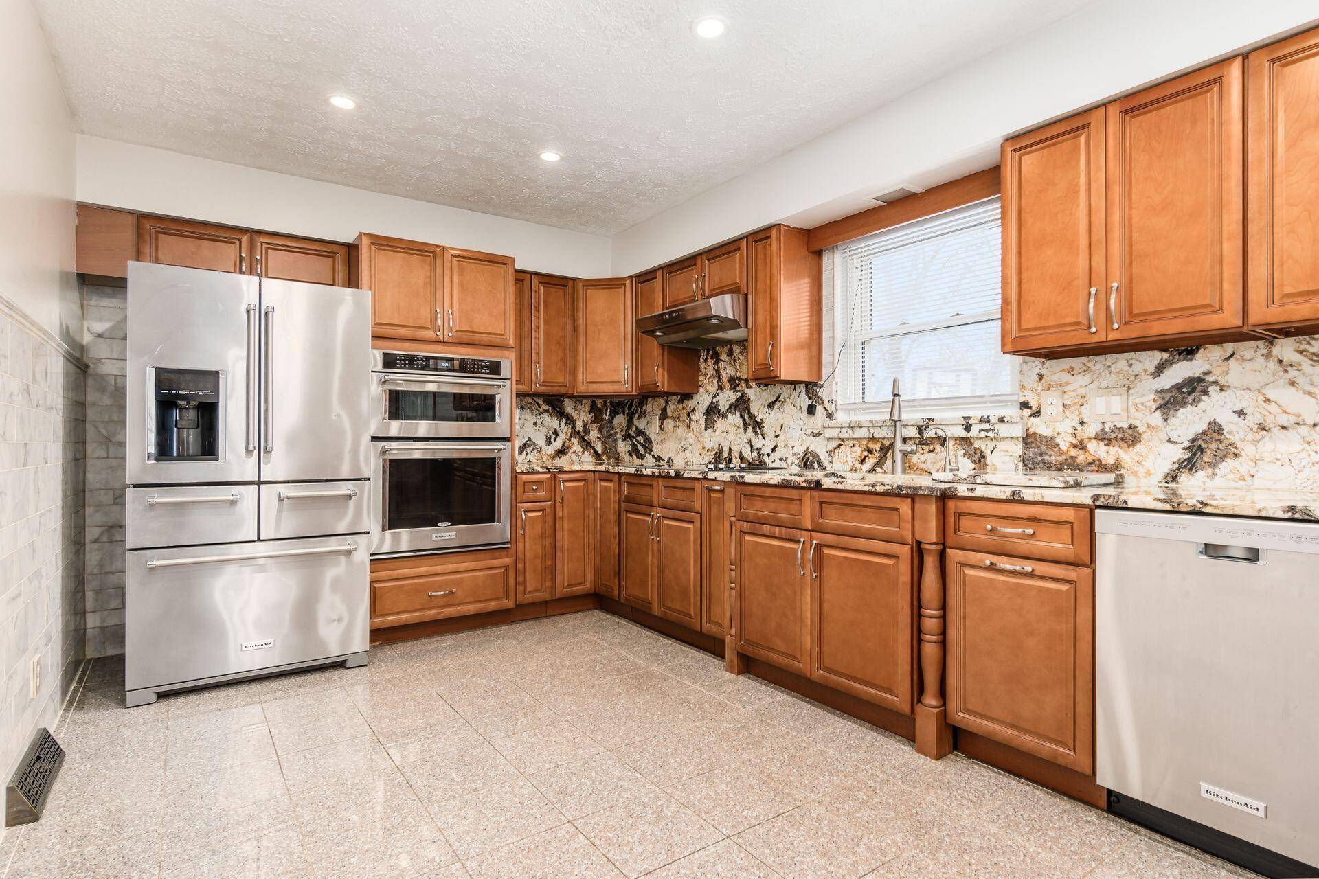 Columbus, OH 43228,4353 Alkire Road