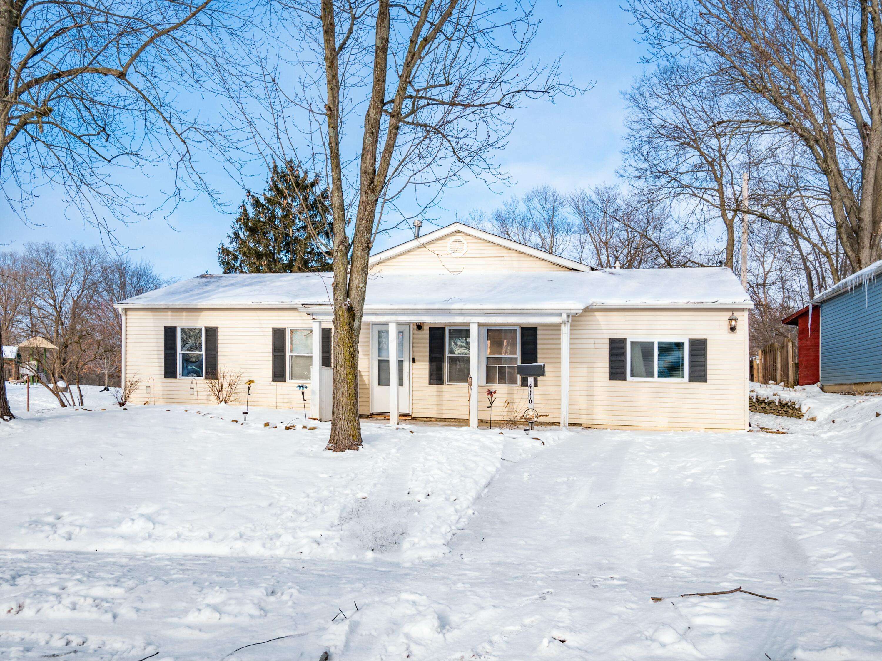 Johnstown, OH 43031,416 Sunset Drive