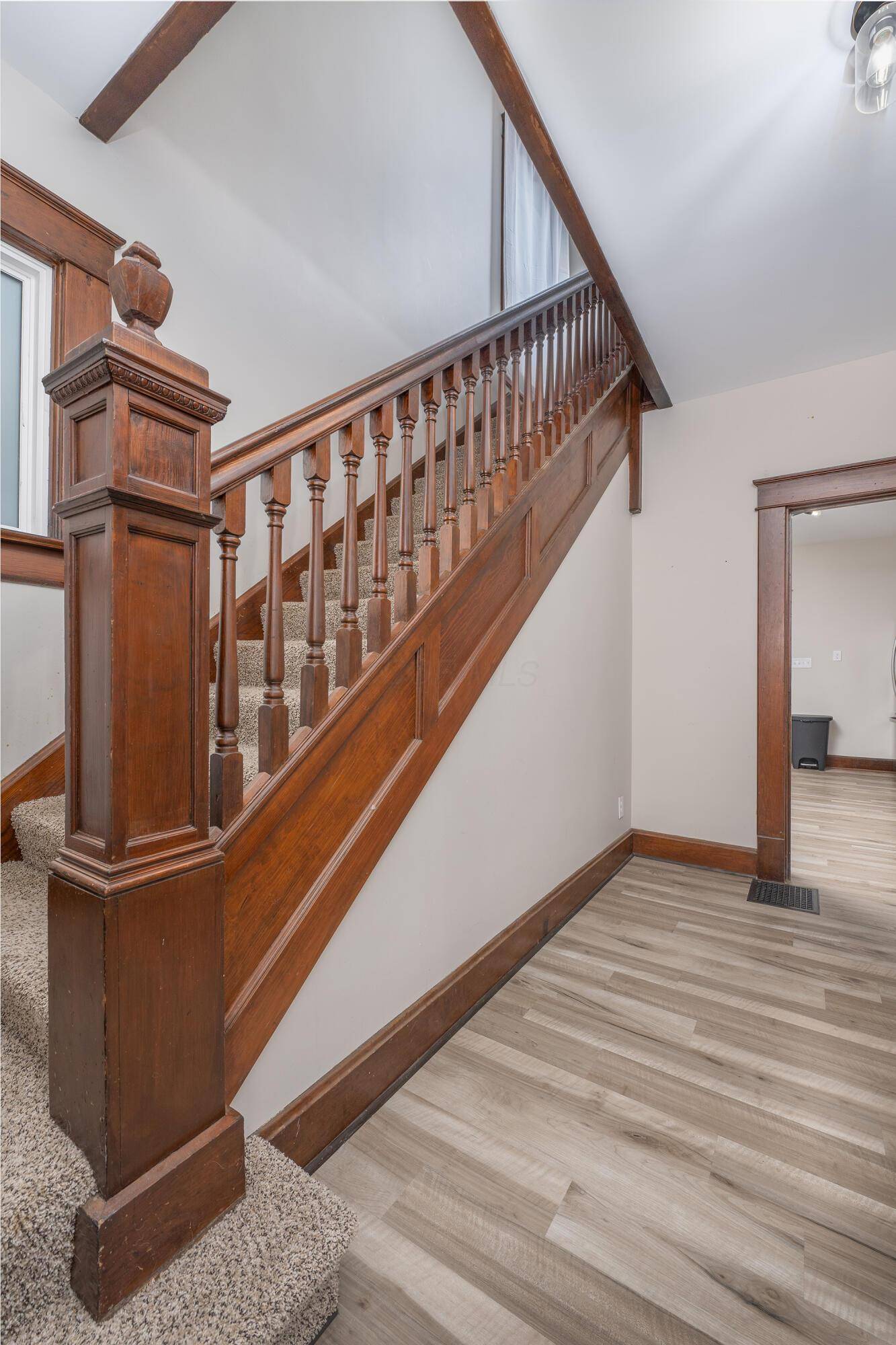 Mount Vernon, OH 43050,8 Third Avenue