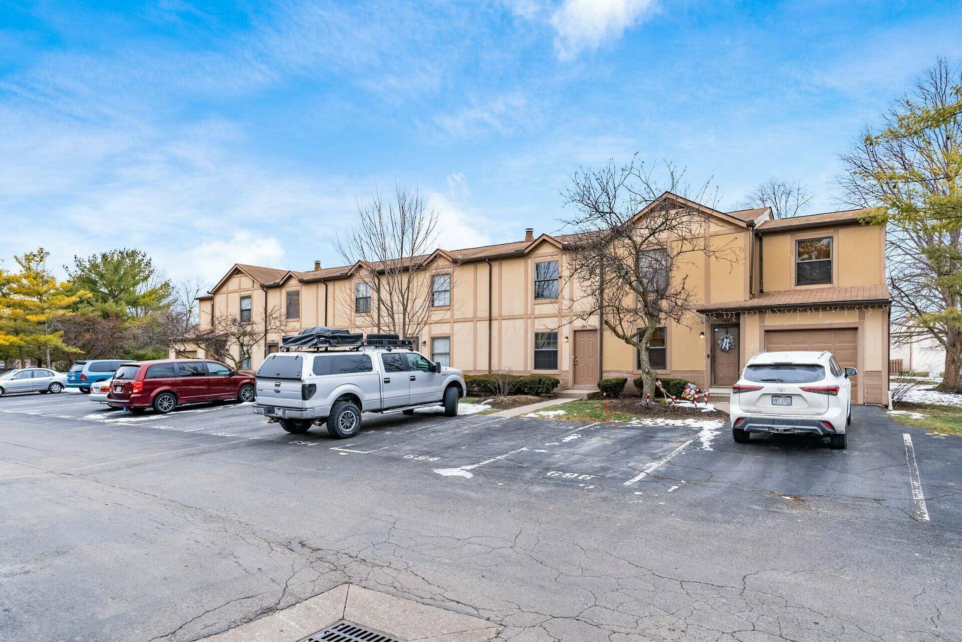 Columbus, OH 43085,694 Keys View Court #78