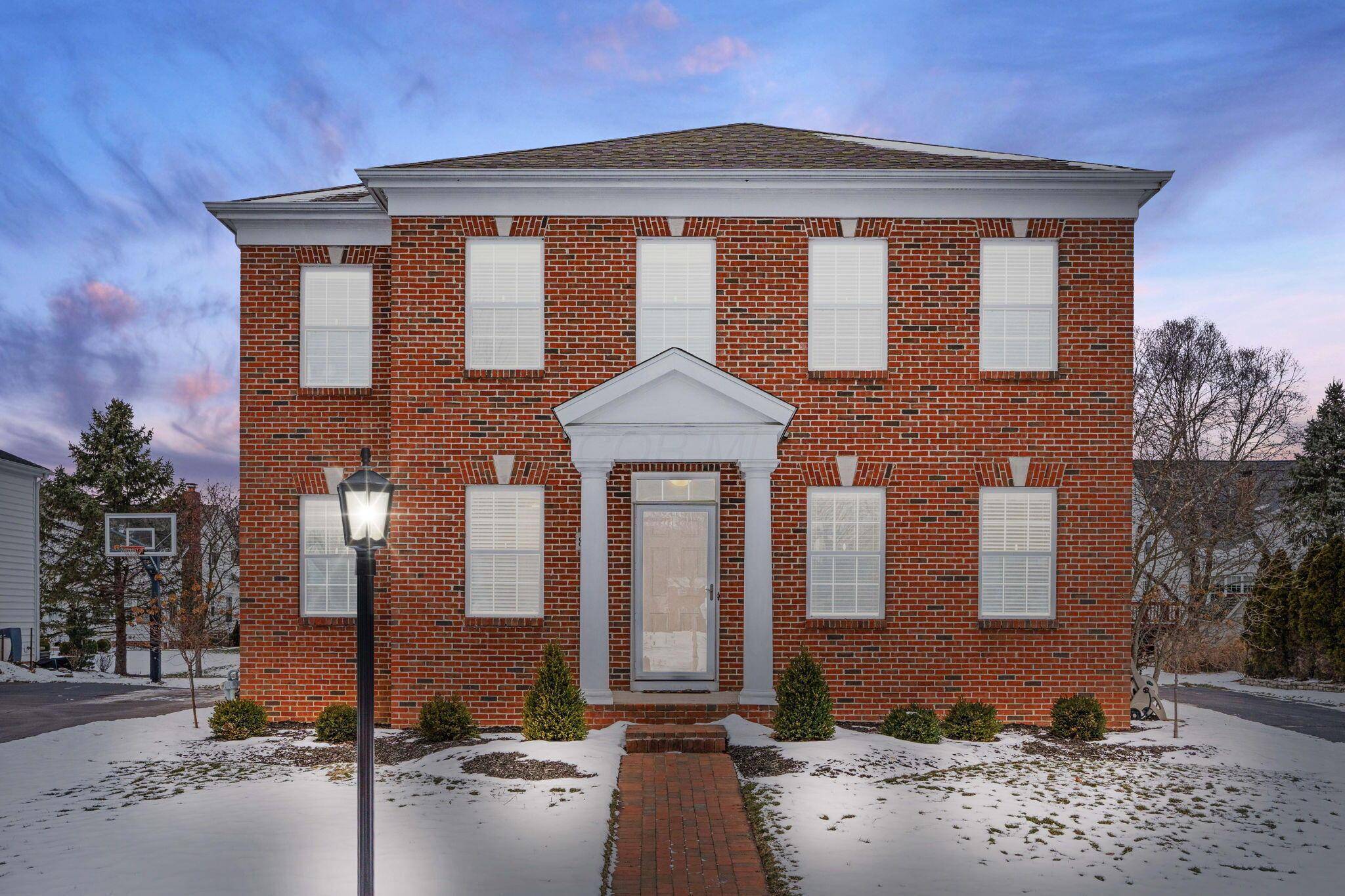 New Albany, OH 43054,8909 Grate Park Square