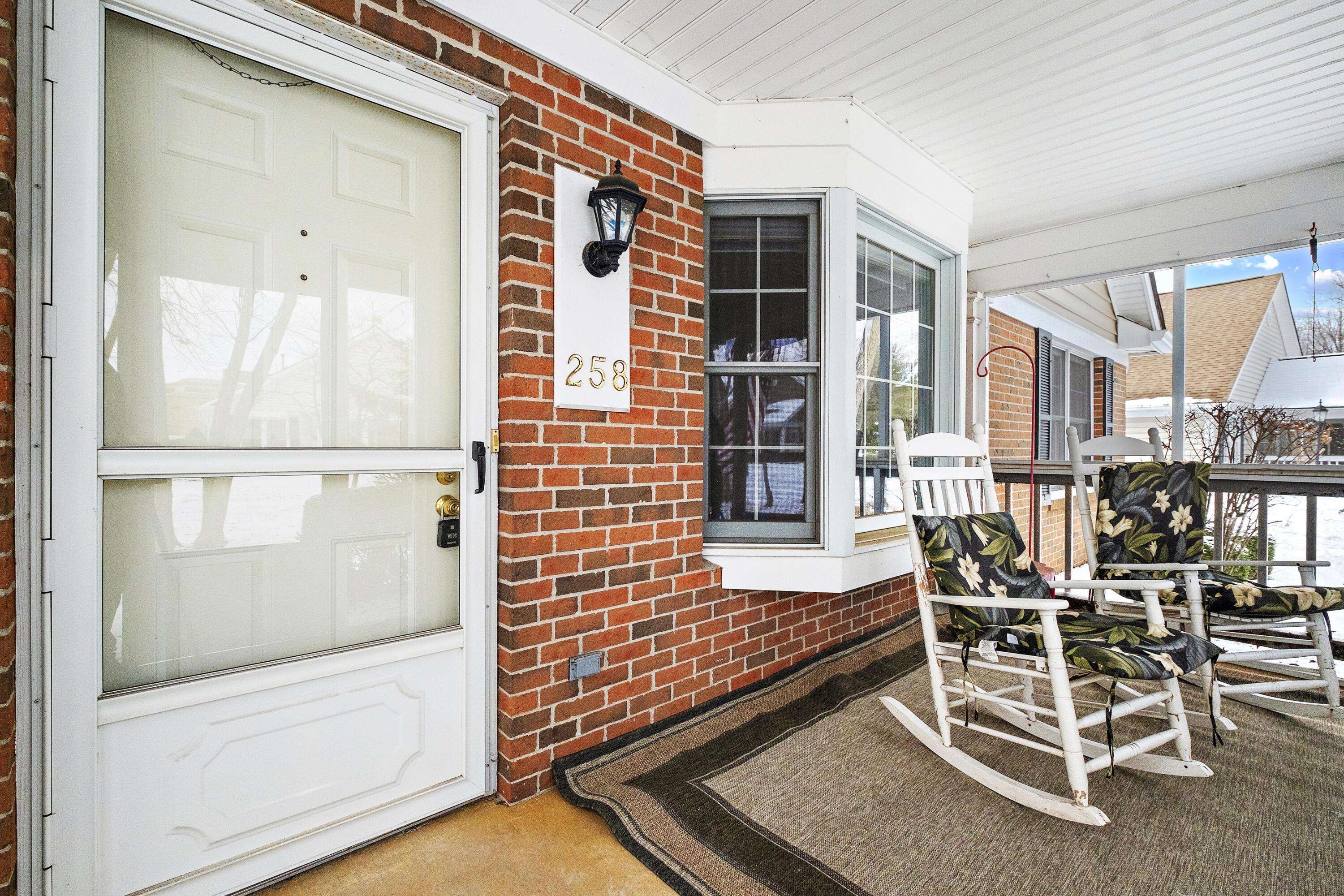 Westerville, OH 43082,258 Black Walnut Drive