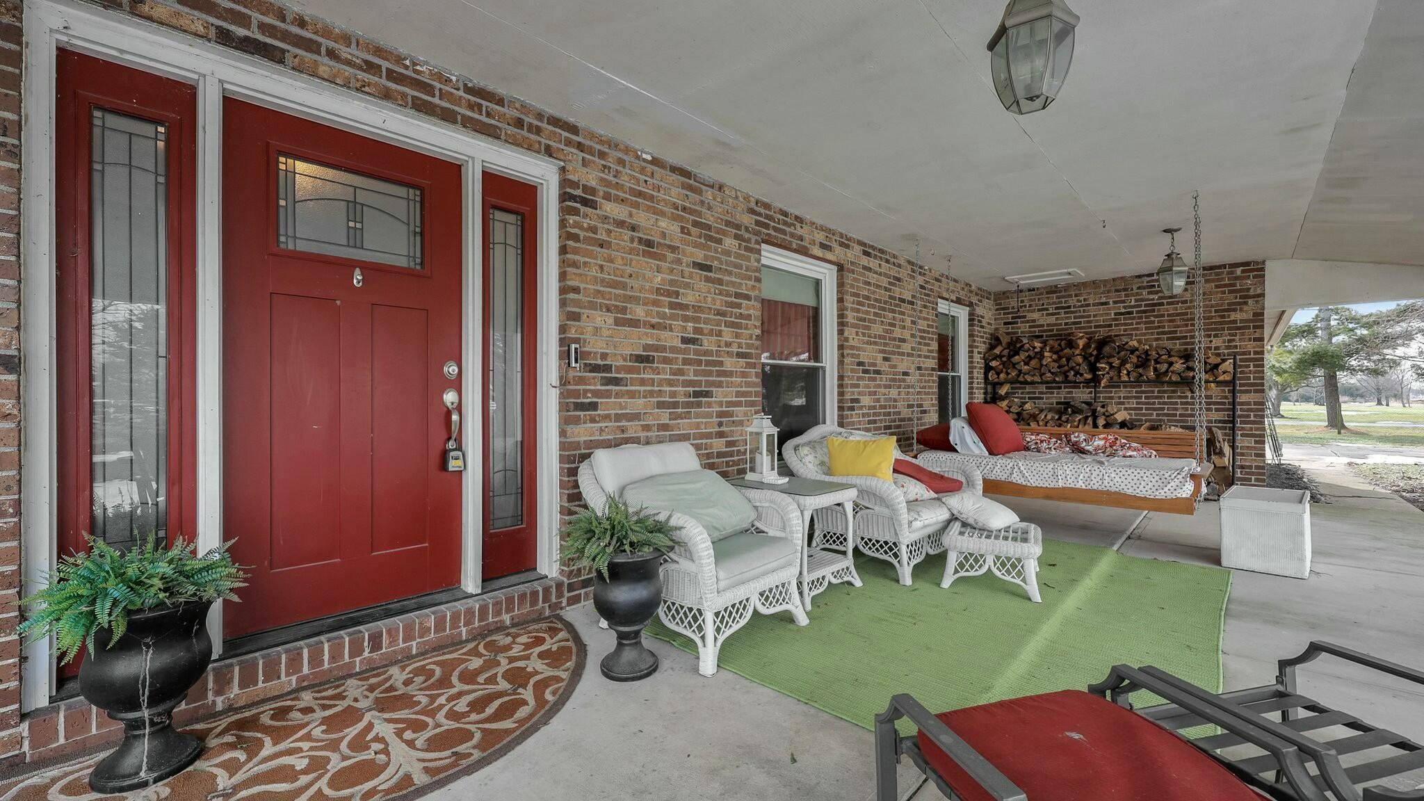 Grove City, OH 43123,6854 Young Road