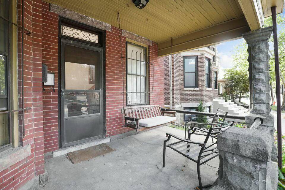Columbus, OH 43201,1022 Neil Avenue