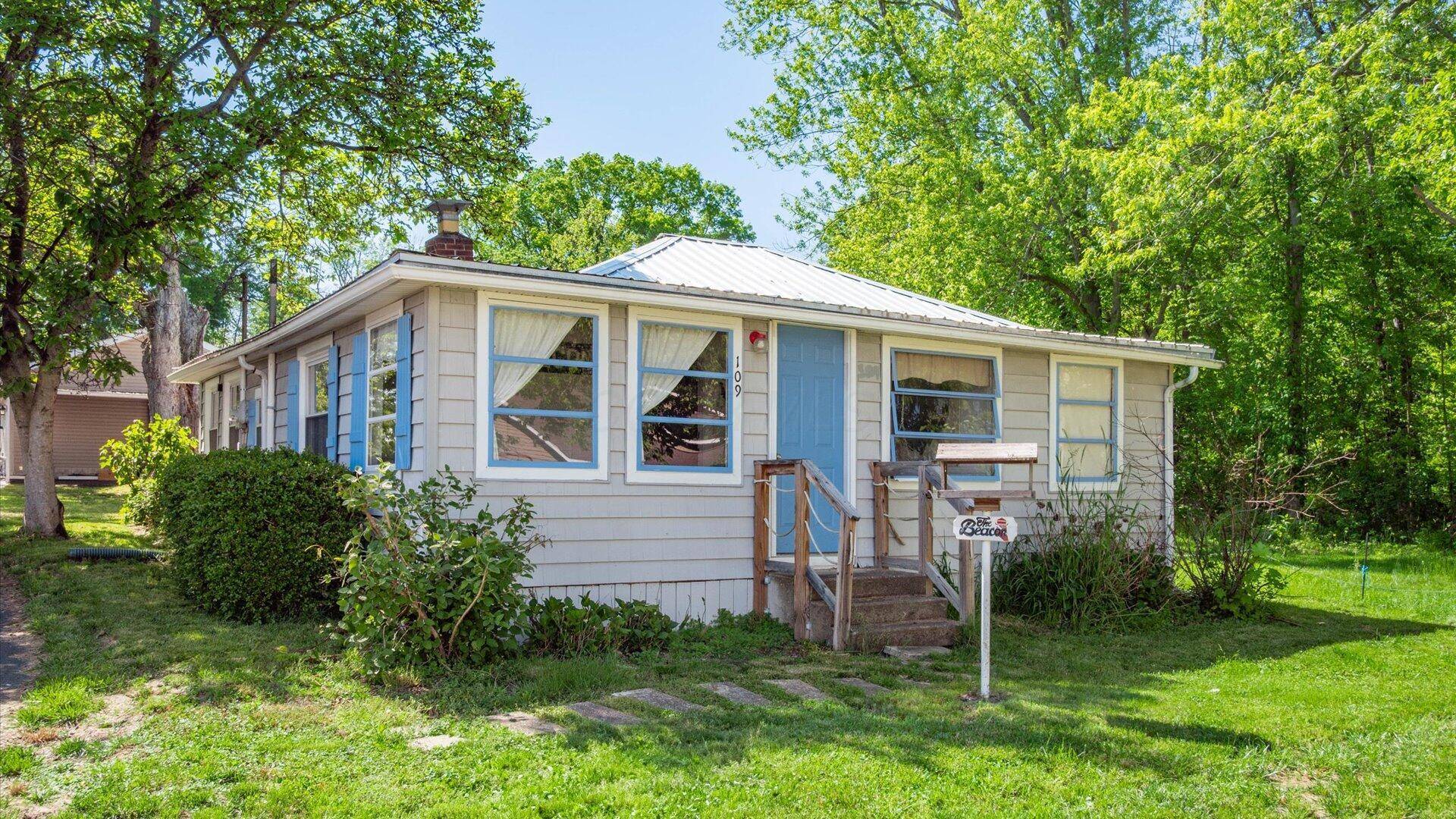 Buckeye Lake, OH 43008,109 Beacon Light Lane