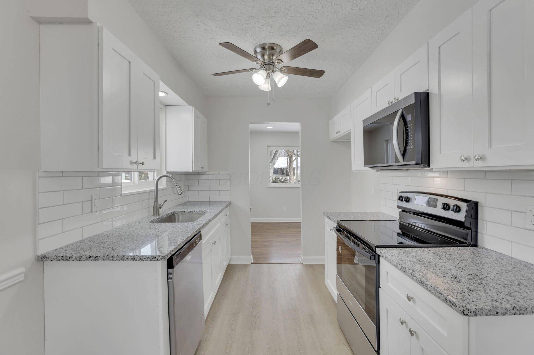 Columbus, OH 43227,3293 Roswell Drive