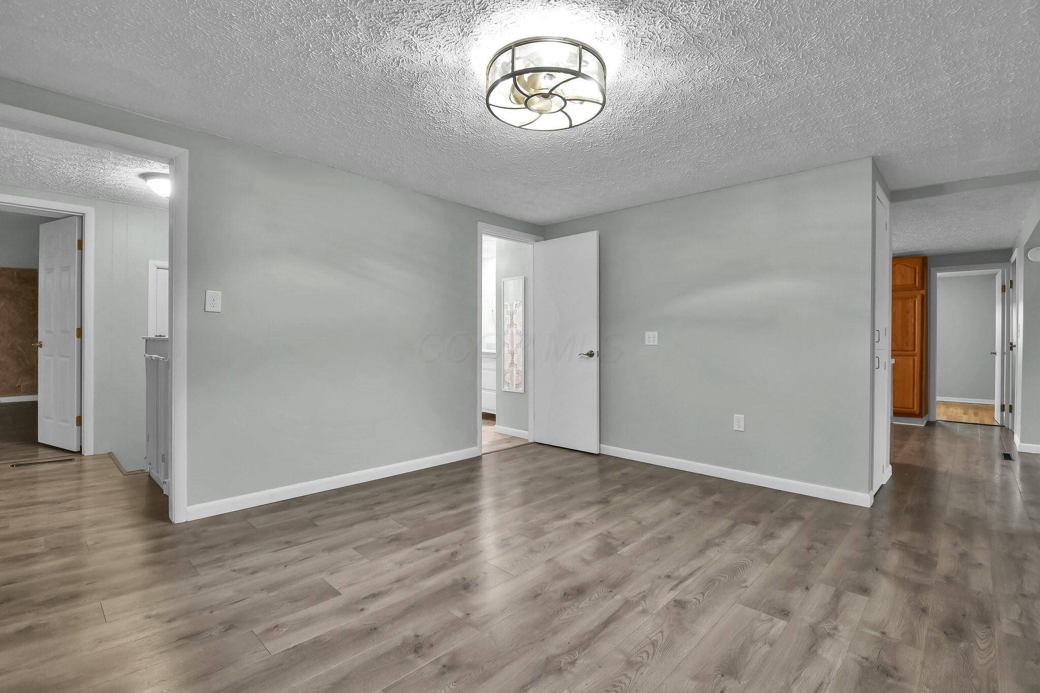 Heath, OH 43056,8091 Jacksontown Road