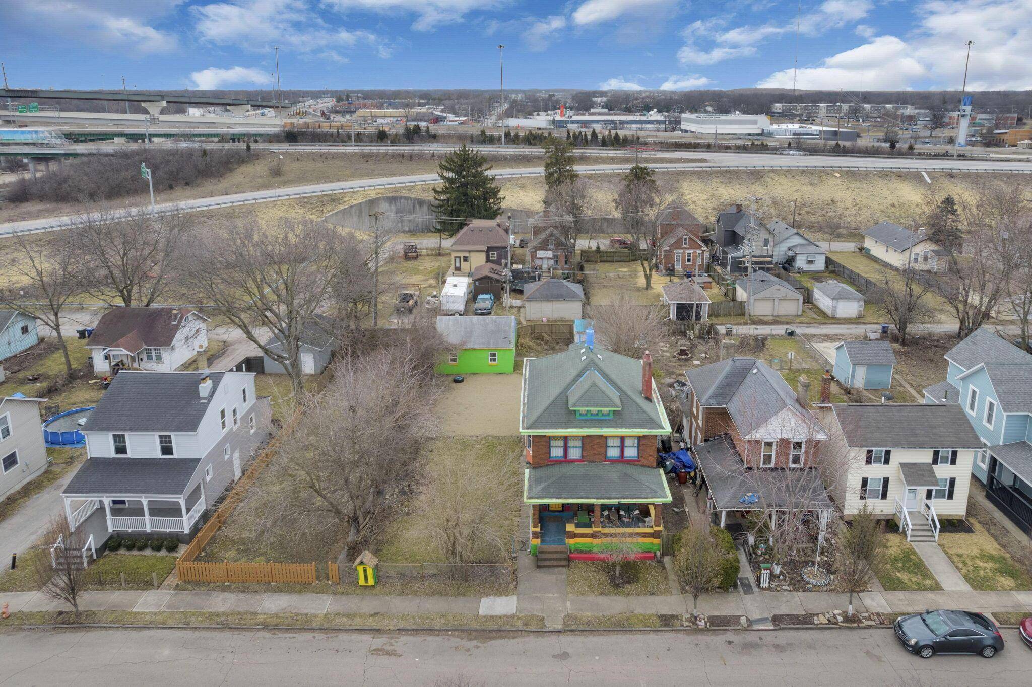 Columbus, OH 43222,743 Campbell Avenue