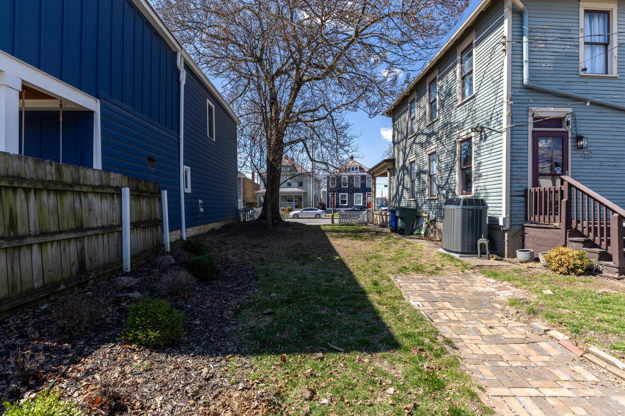 Columbus, OH 43201,1152 Summit Street