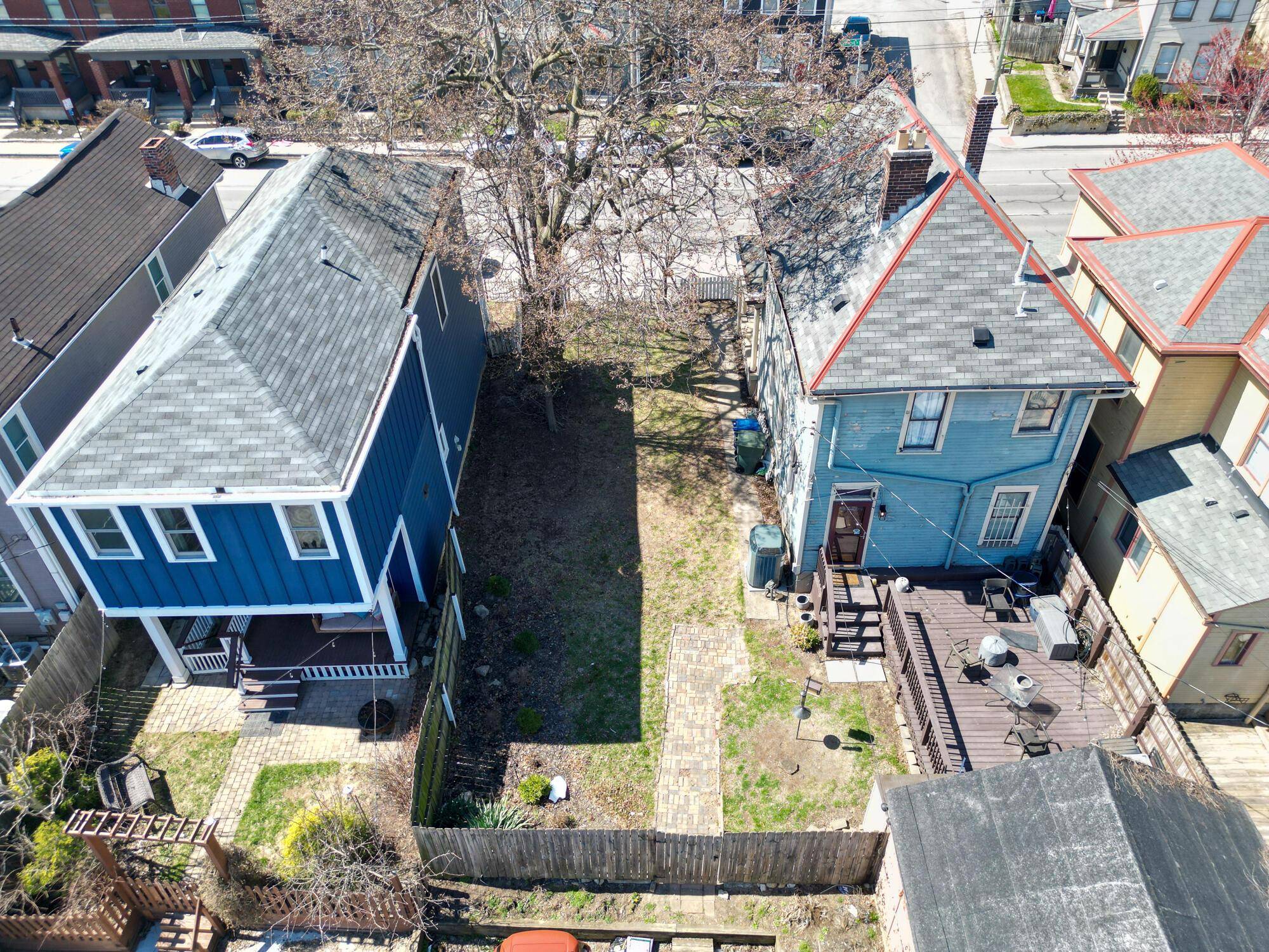 Columbus, OH 43201,1152 Summit Street