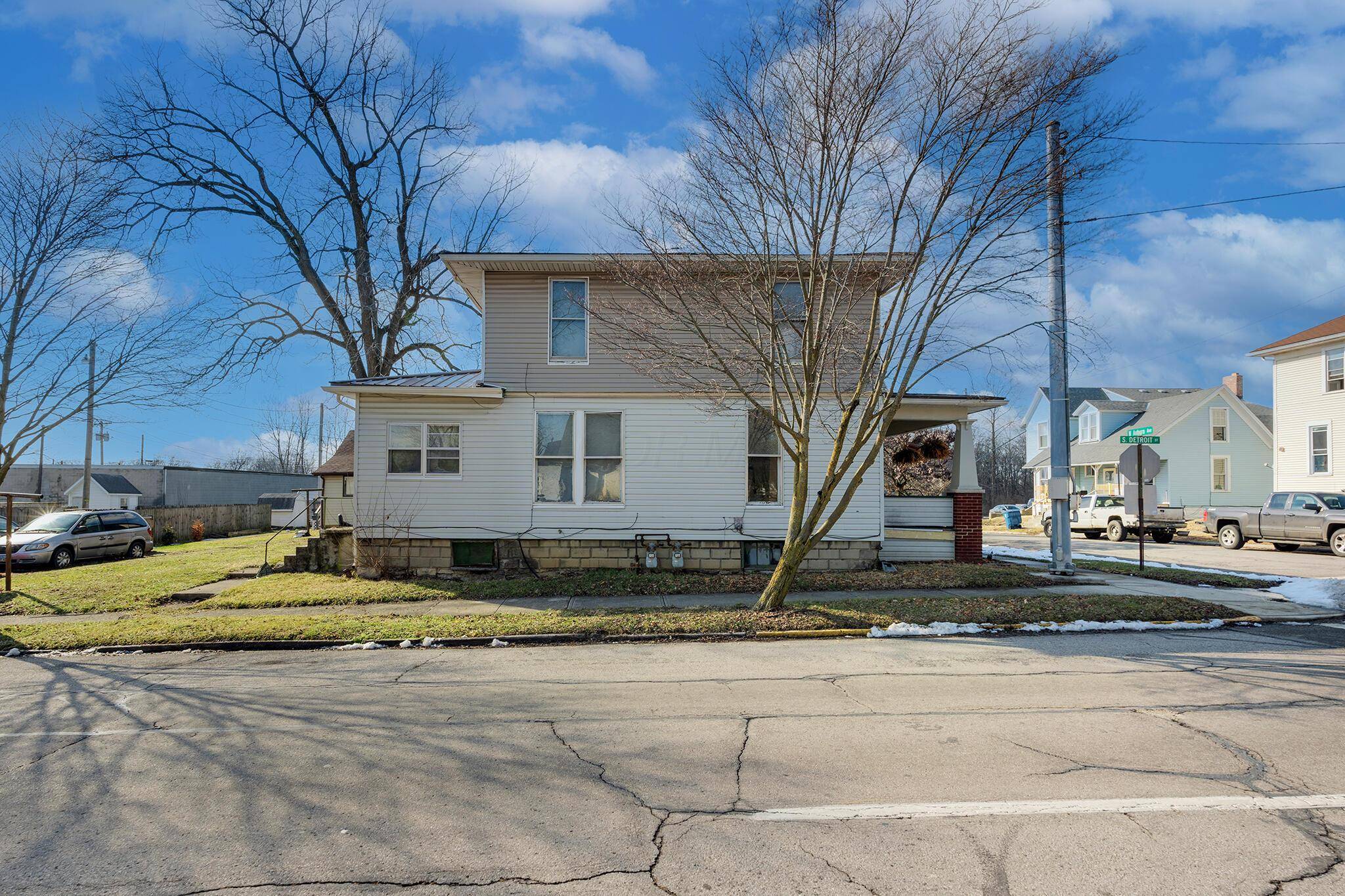 Bellefontaine, OH 43311,201 W Auburn Avenue