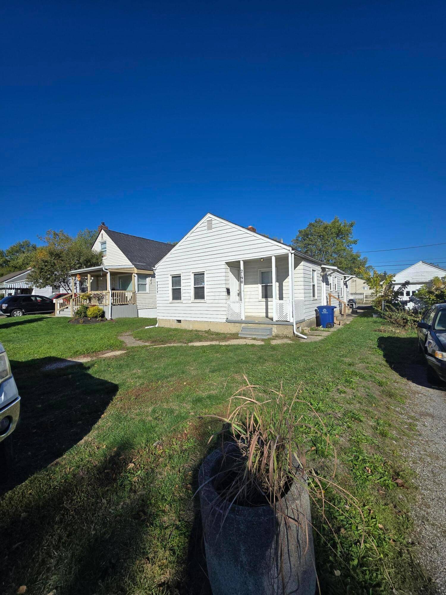 Columbus, OH 43223,21902192 Safford Avenue
