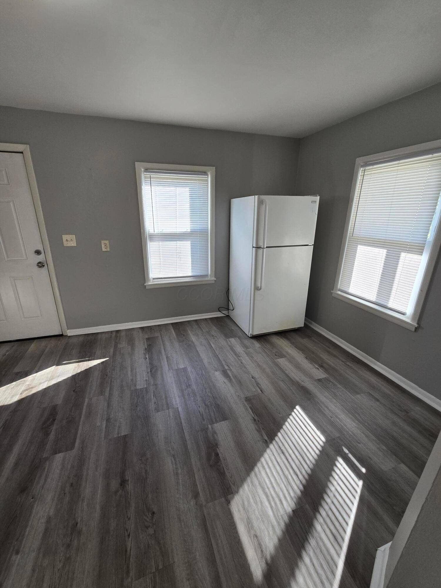 Columbus, OH 43223,21902192 Safford Avenue