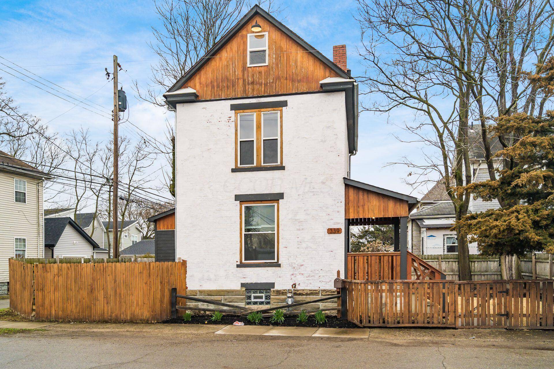 Columbus, OH 43223,339 Avondale Avenue
