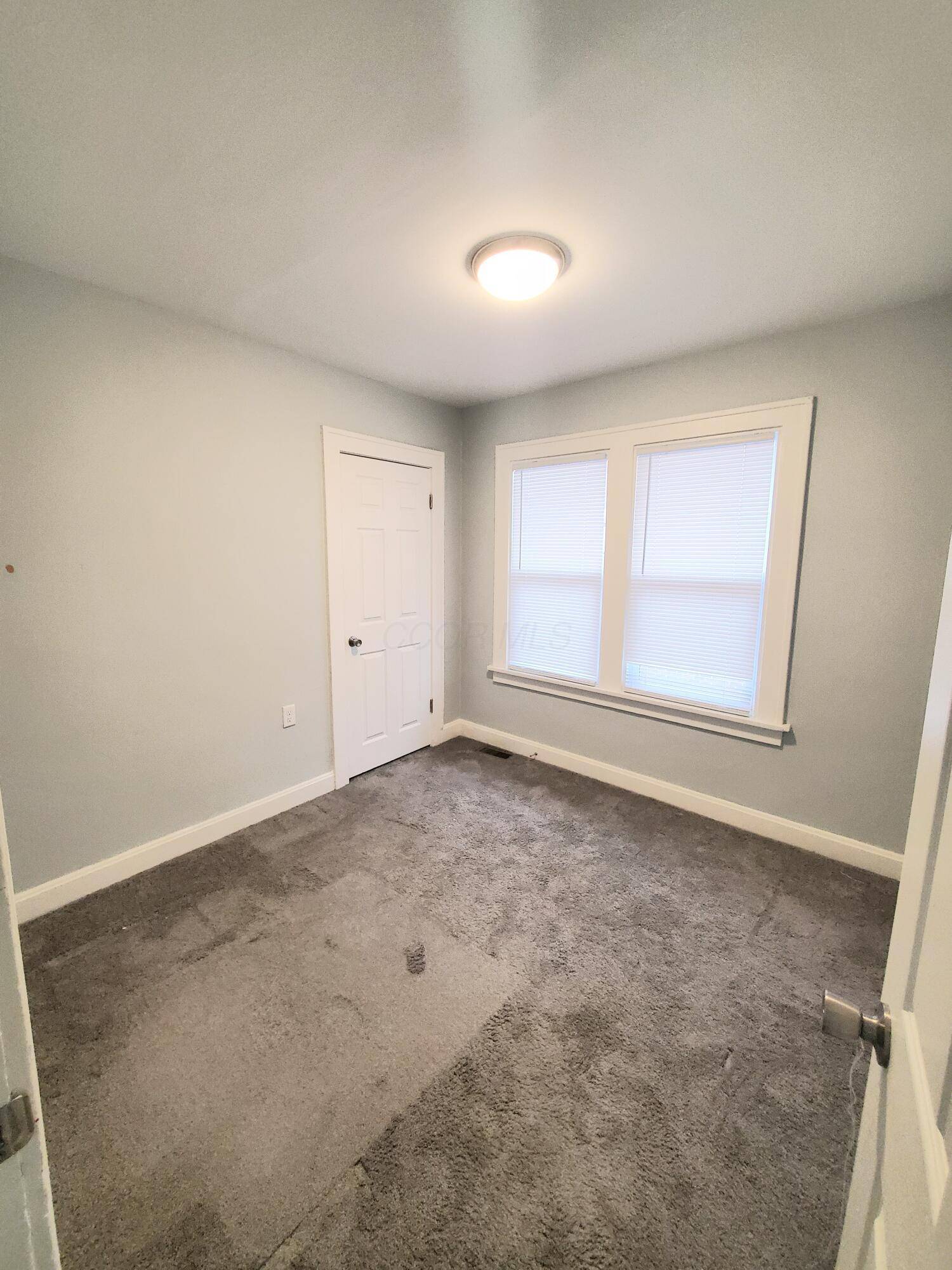 Columbus, OH 43205,15551557 E Rich Street