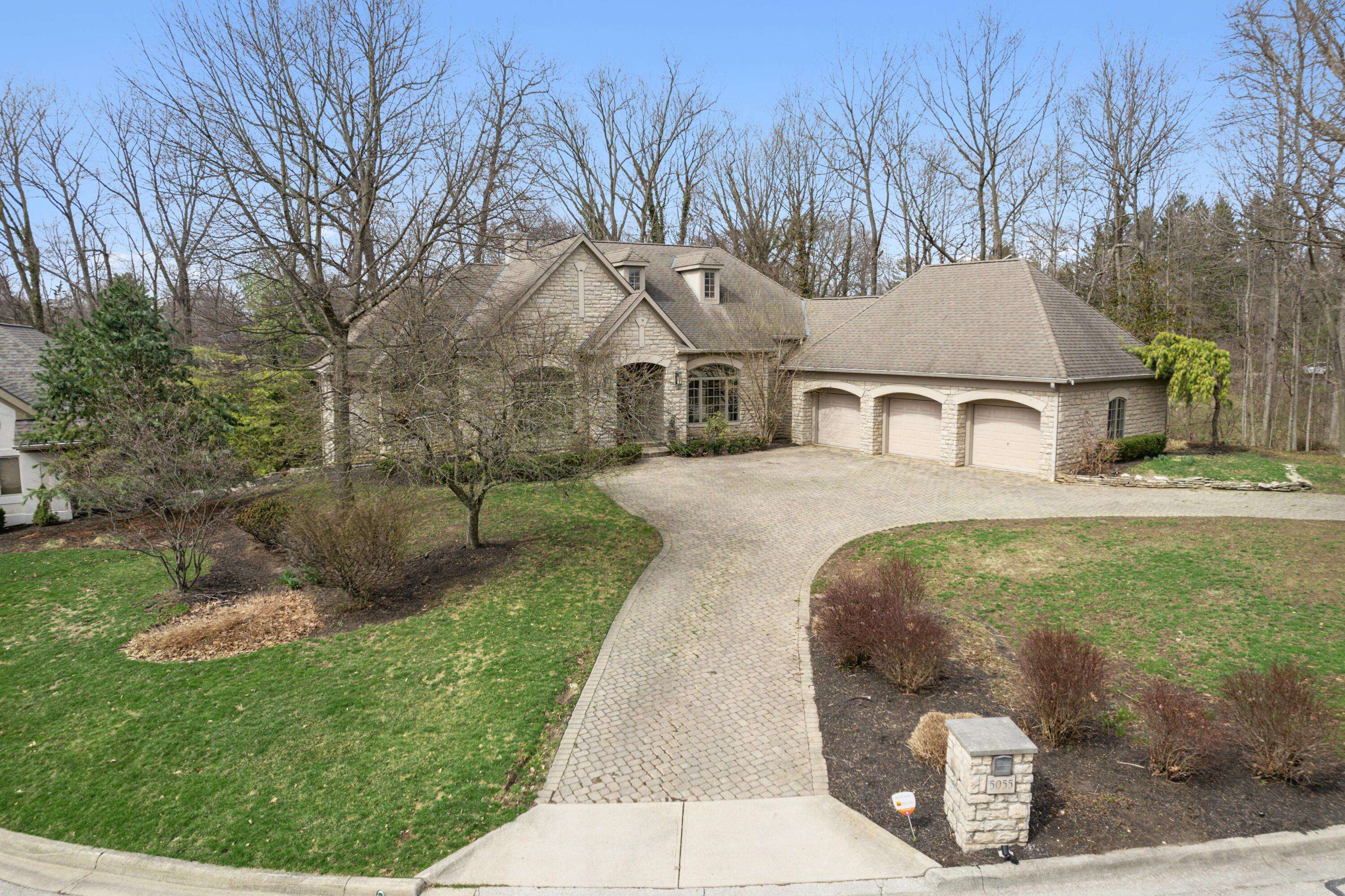 Columbus, OH 43220,5055 Slate Run Woods Court