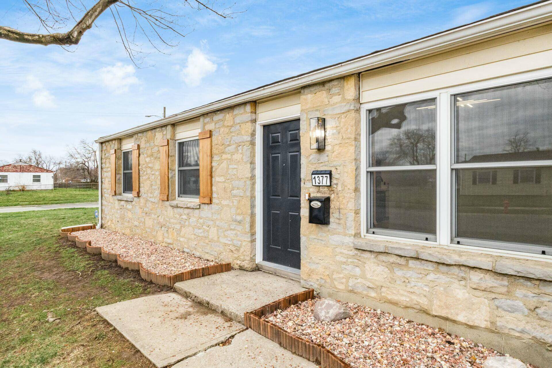 Columbus, OH 43219,1377 Woodnell Avenue