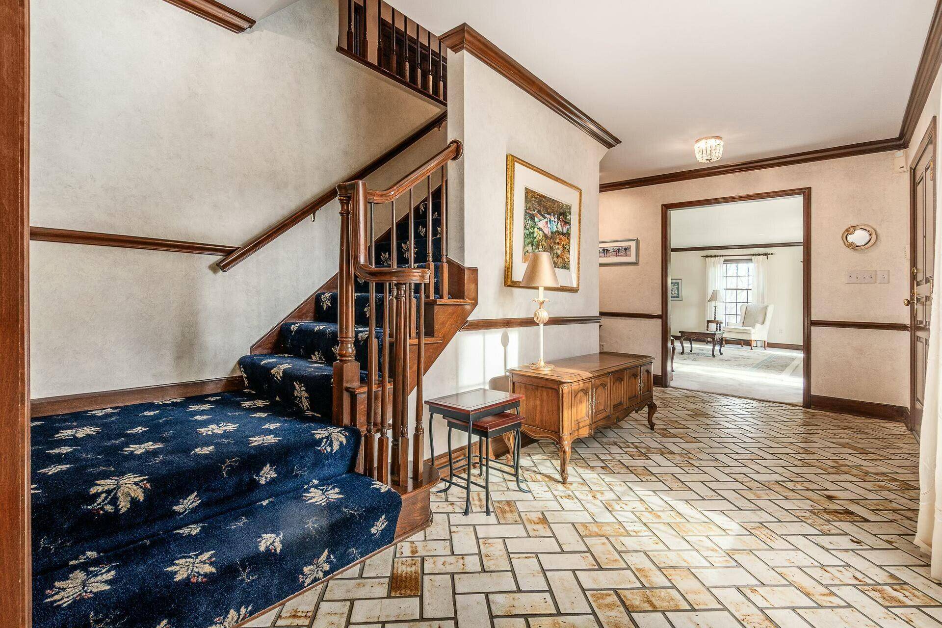 Whitehall, OH 43213,826 Fairway Boulevard
