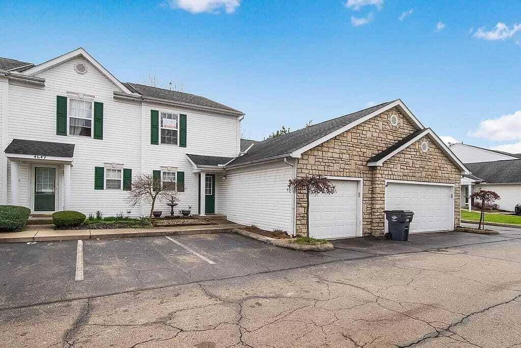 Columbus, OH 43228,4651 Hobson Drive #12D