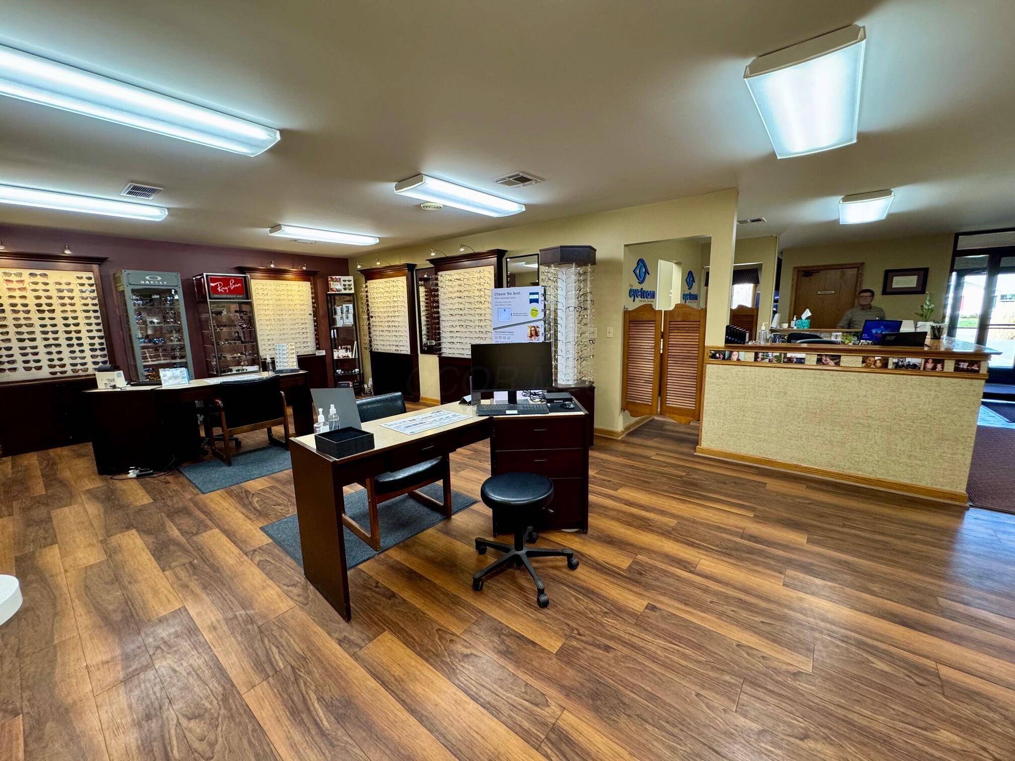 Zanesville, OH 43701,1180 Military Road