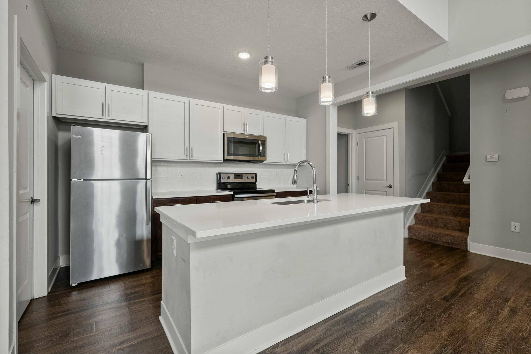 New Albany, OH 43054,5632 Apothecary Way