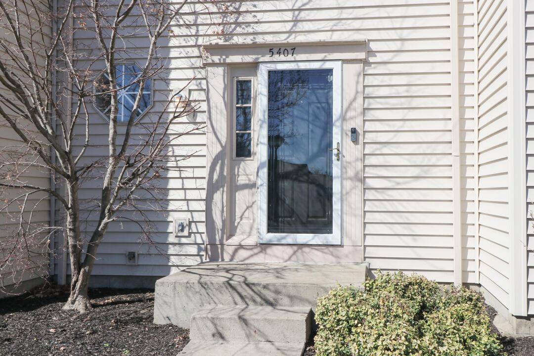 Columbus, OH 43235,5407 Hostas Lane #6C