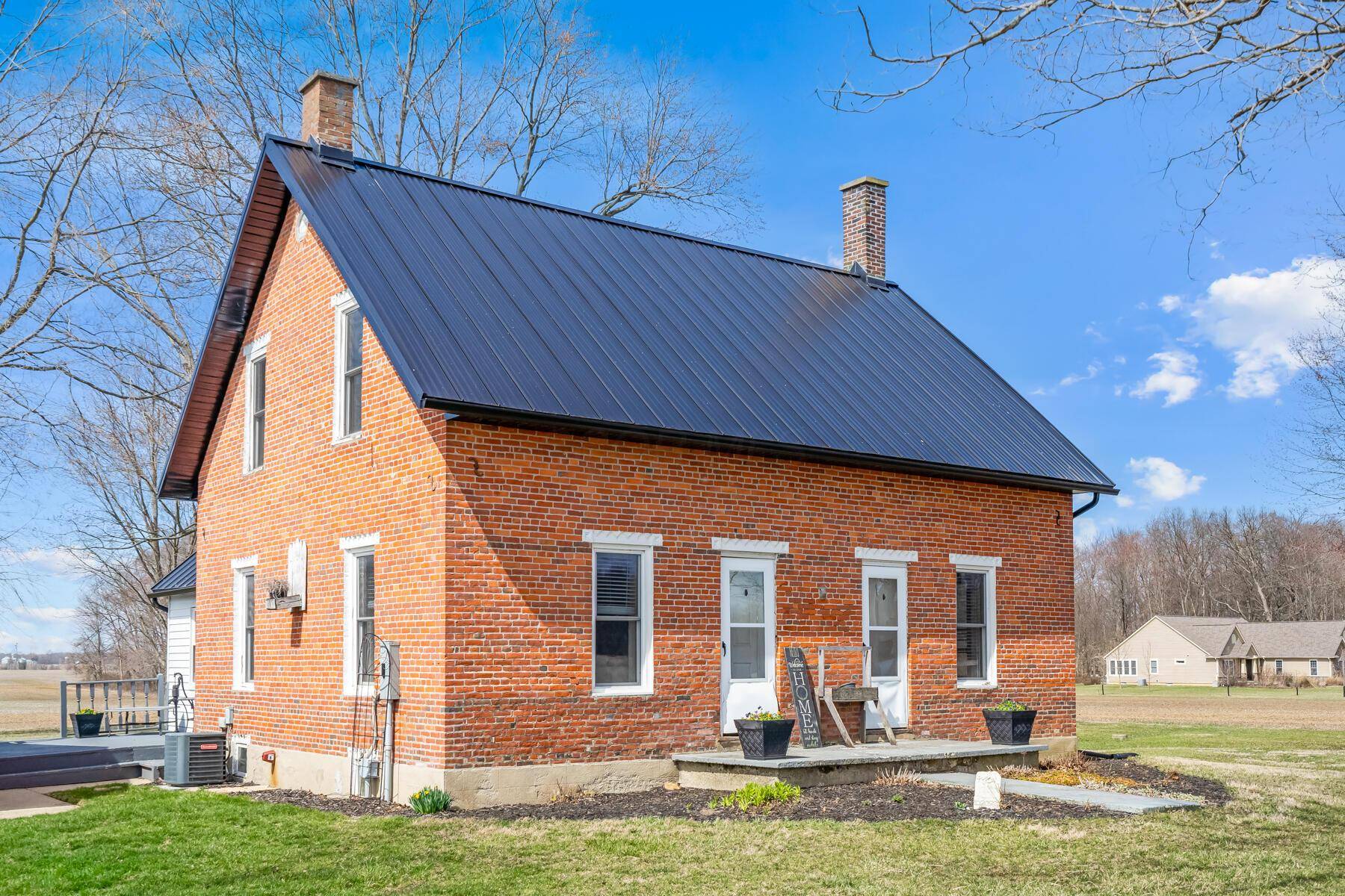 Centerburg, OH 43011,7277 Condit Road