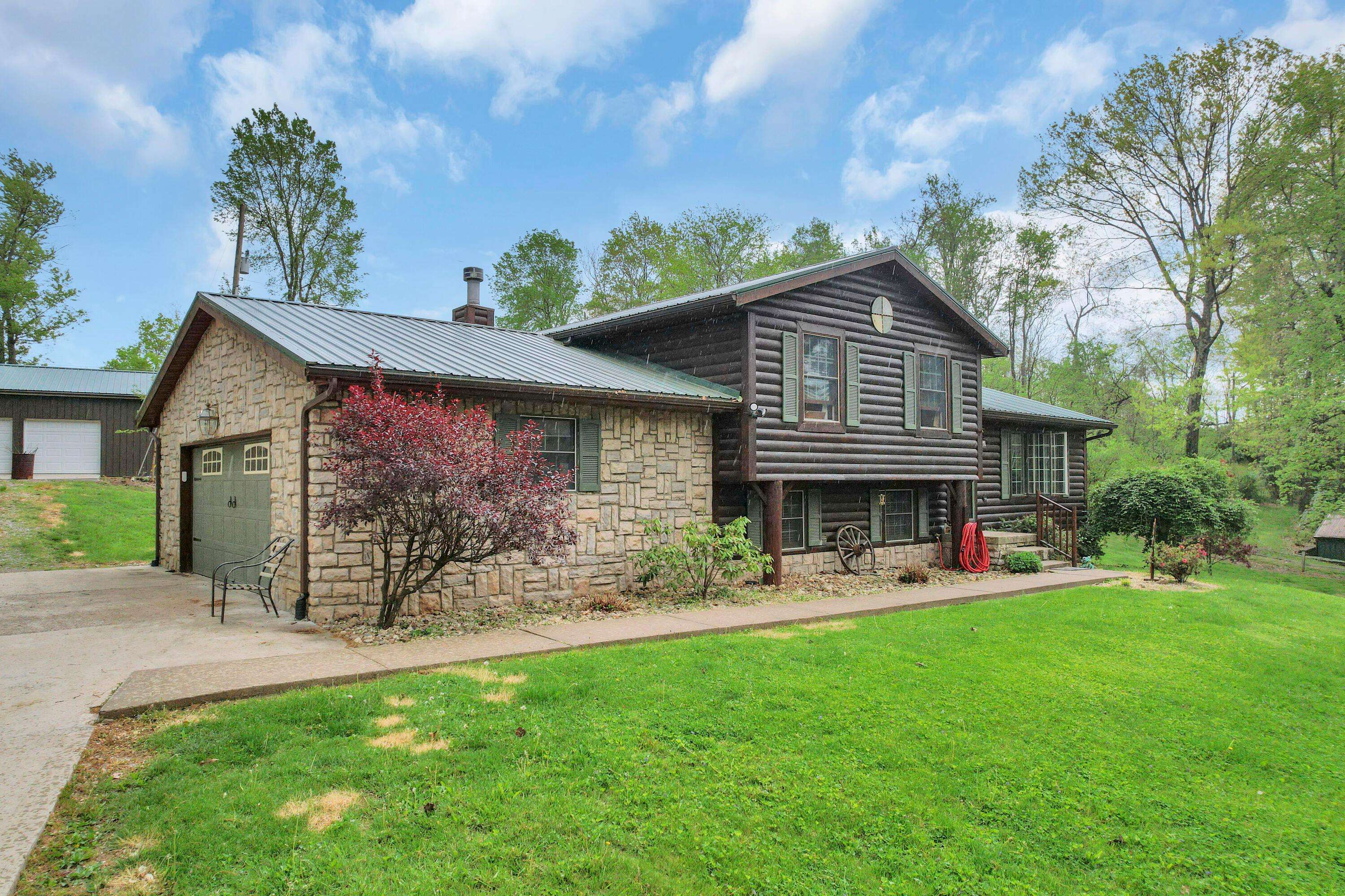 Zanesville, OH 43701,1040 Ivy Drive